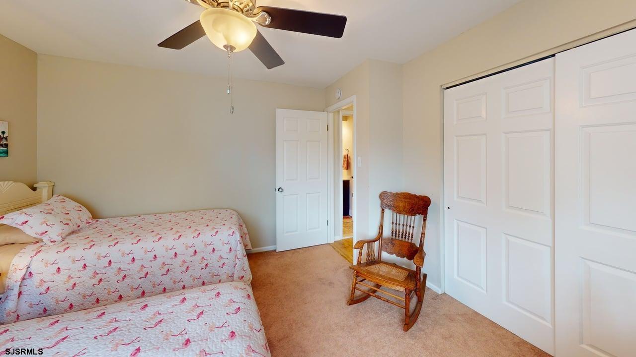 150 W Cedar Avenue