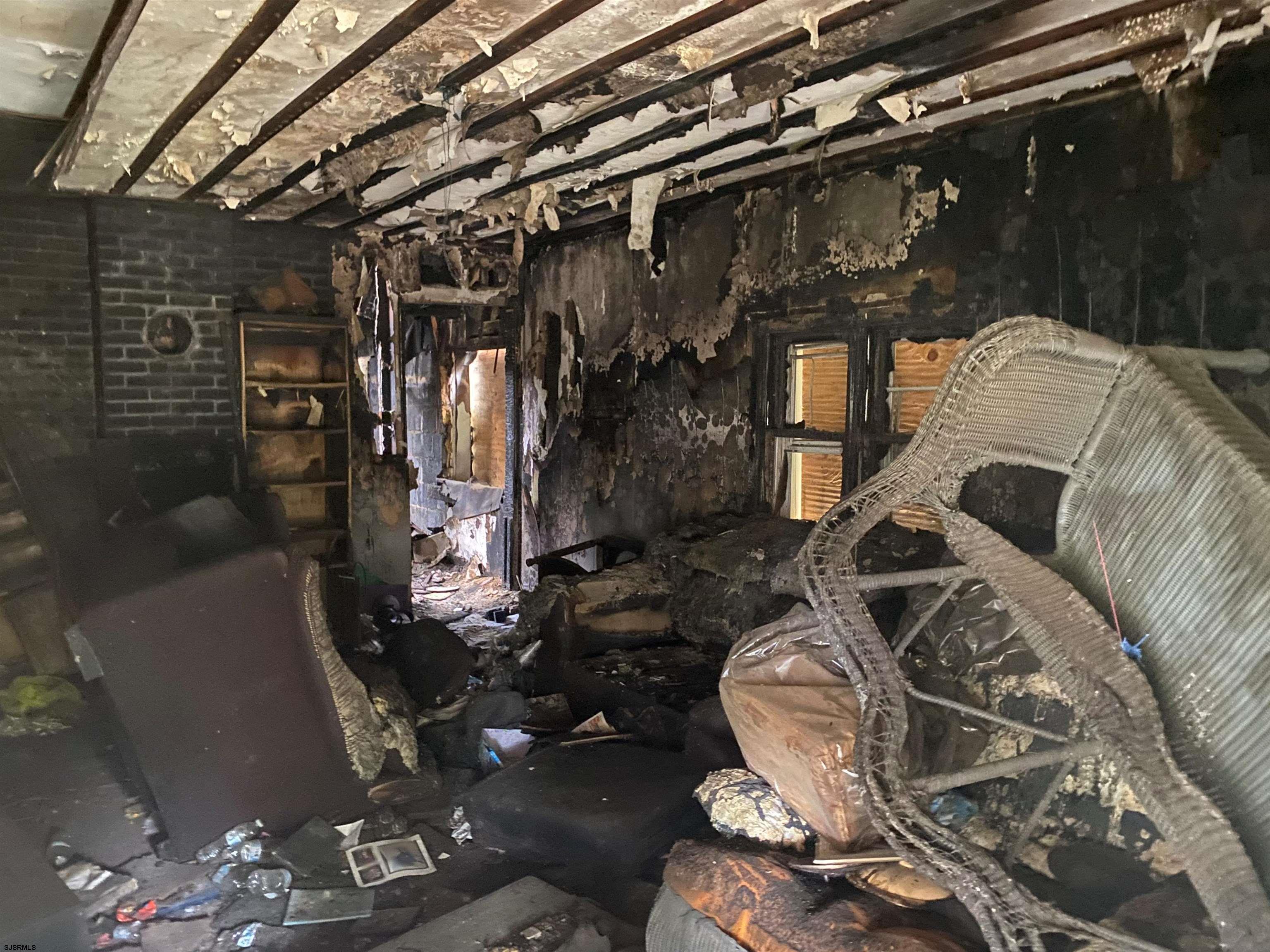 2607 Fire Road - Picture 3