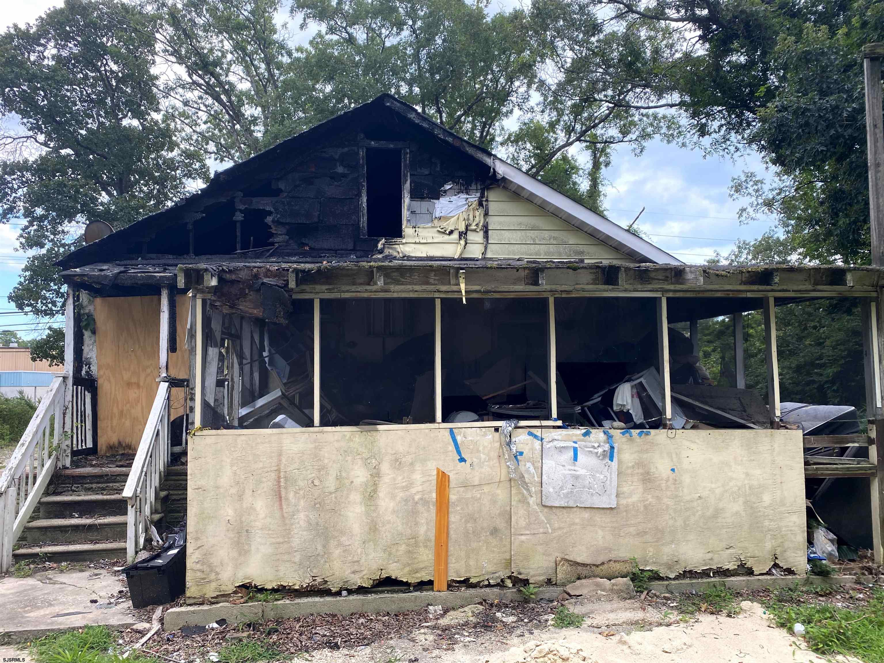 2607 Fire Road