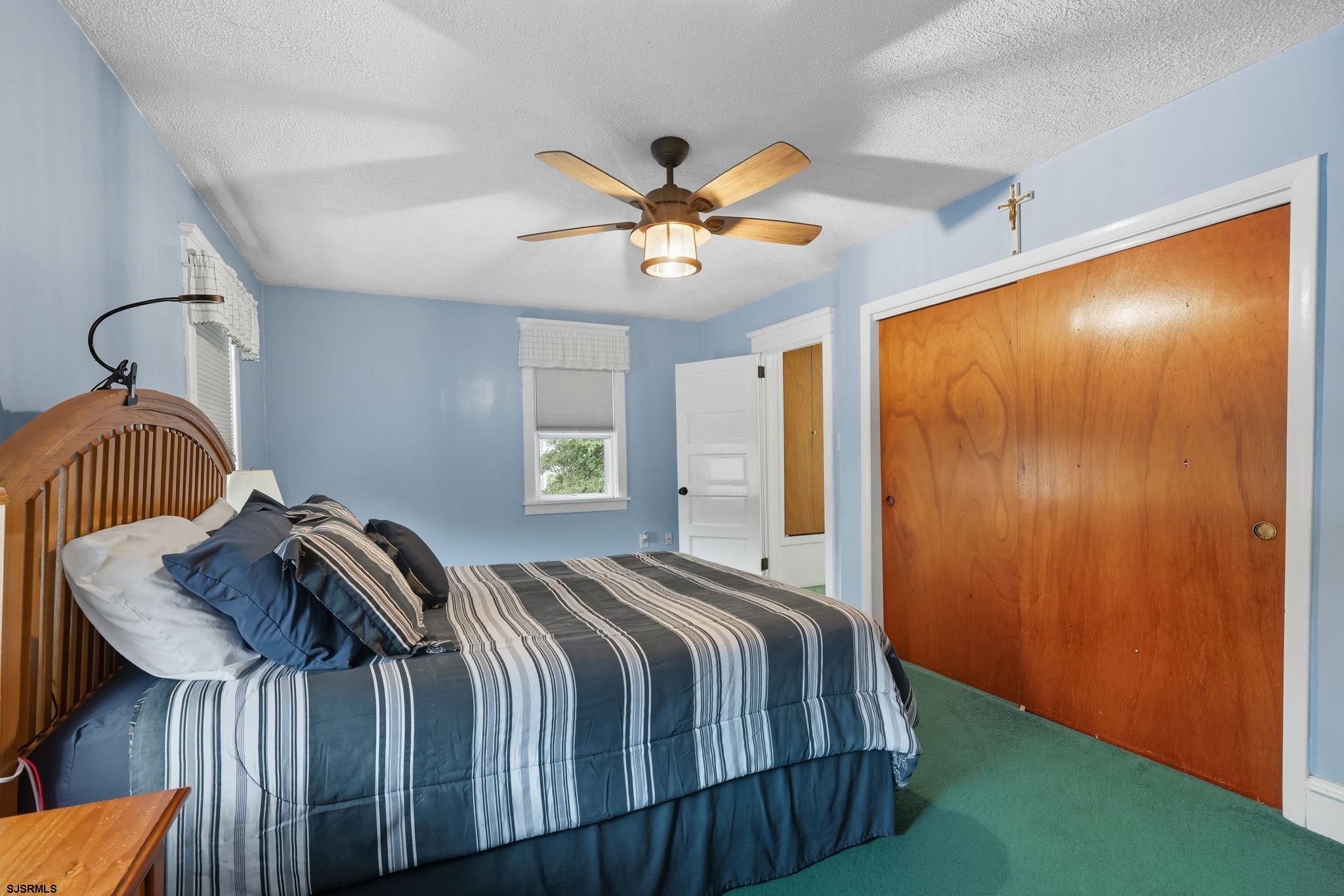 421 Shore Rd