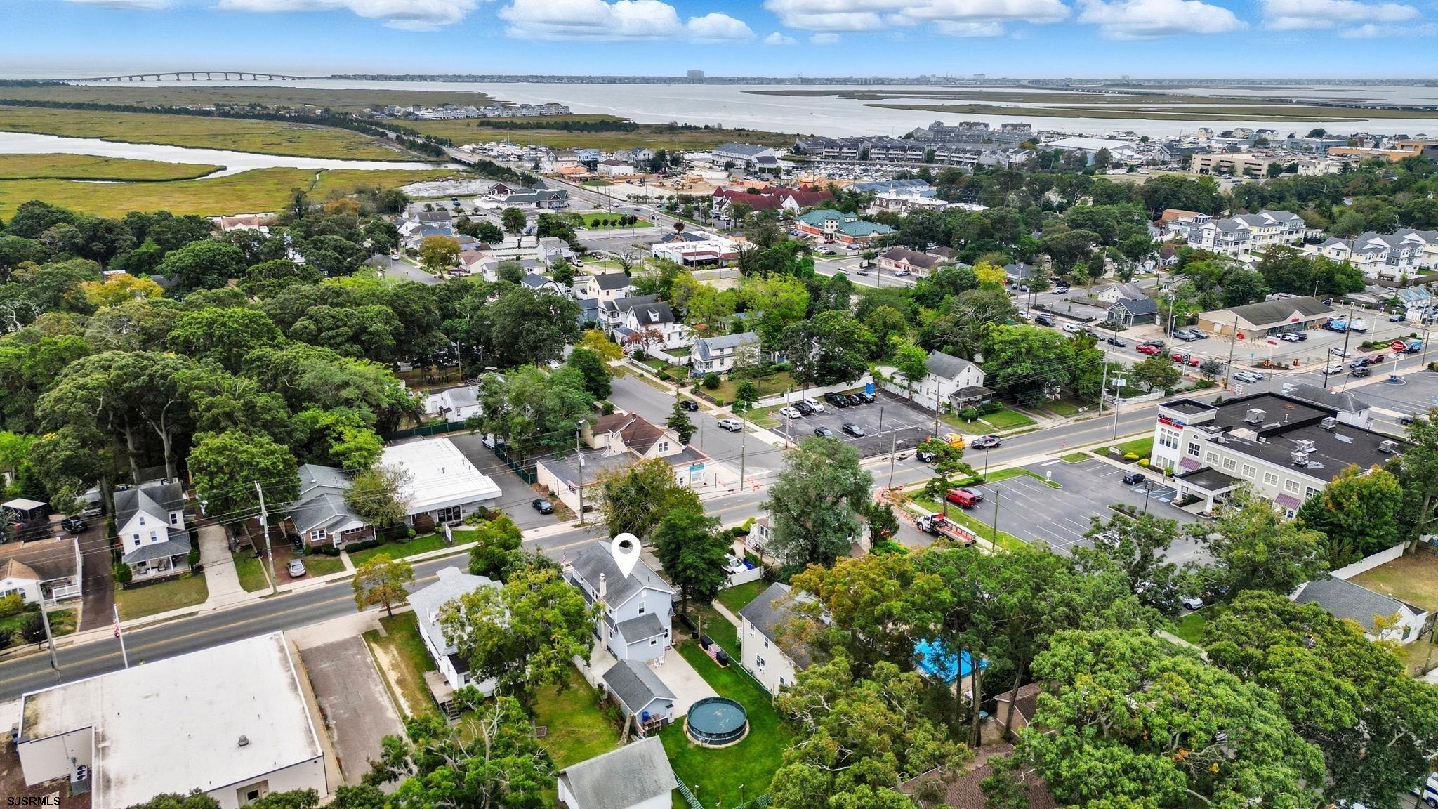 421 Shore Rd