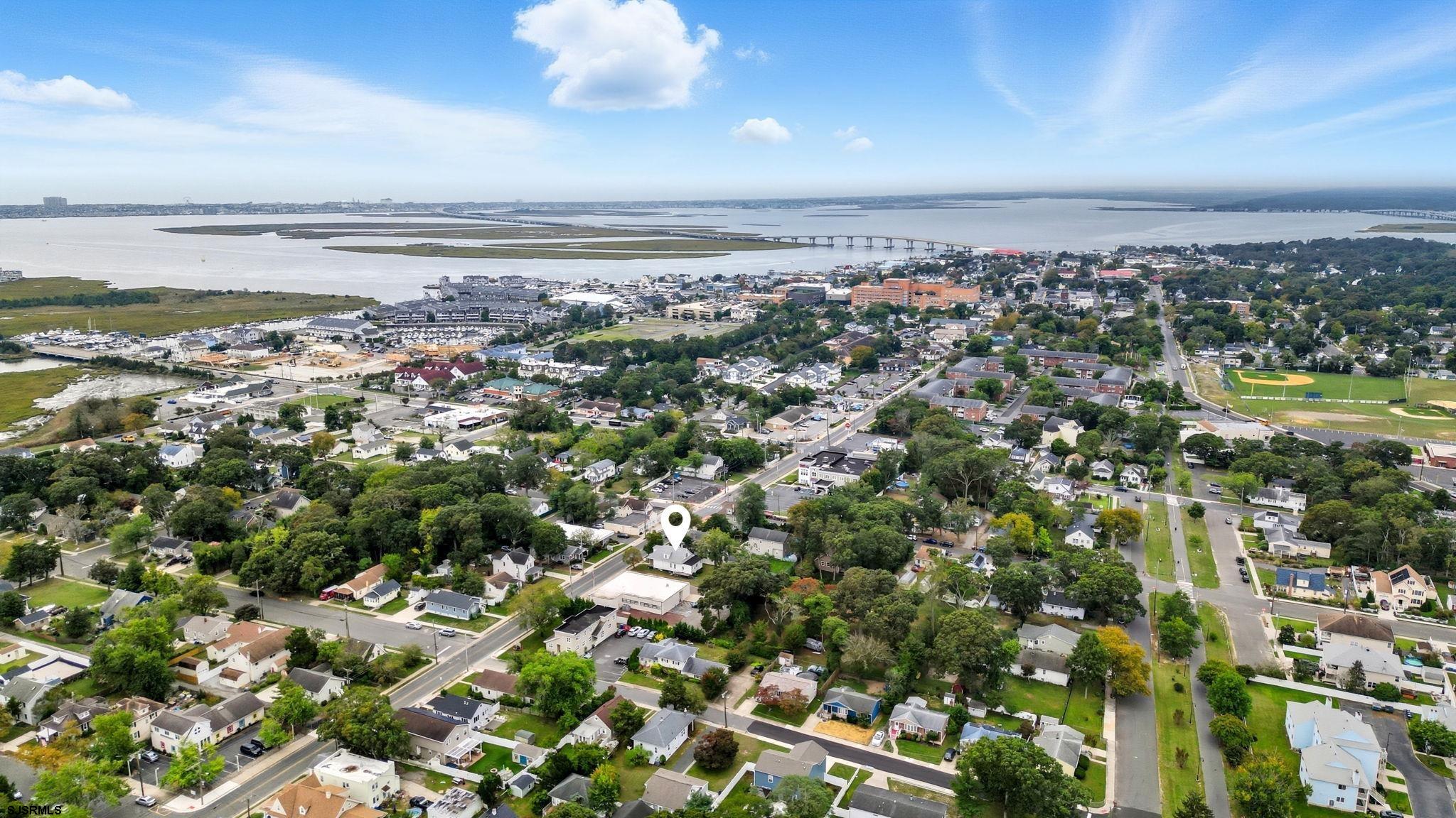 421 Shore Rd