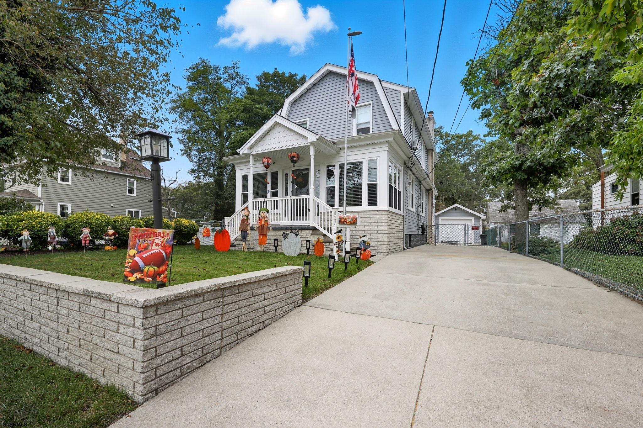 421 Shore Rd - Picture 3