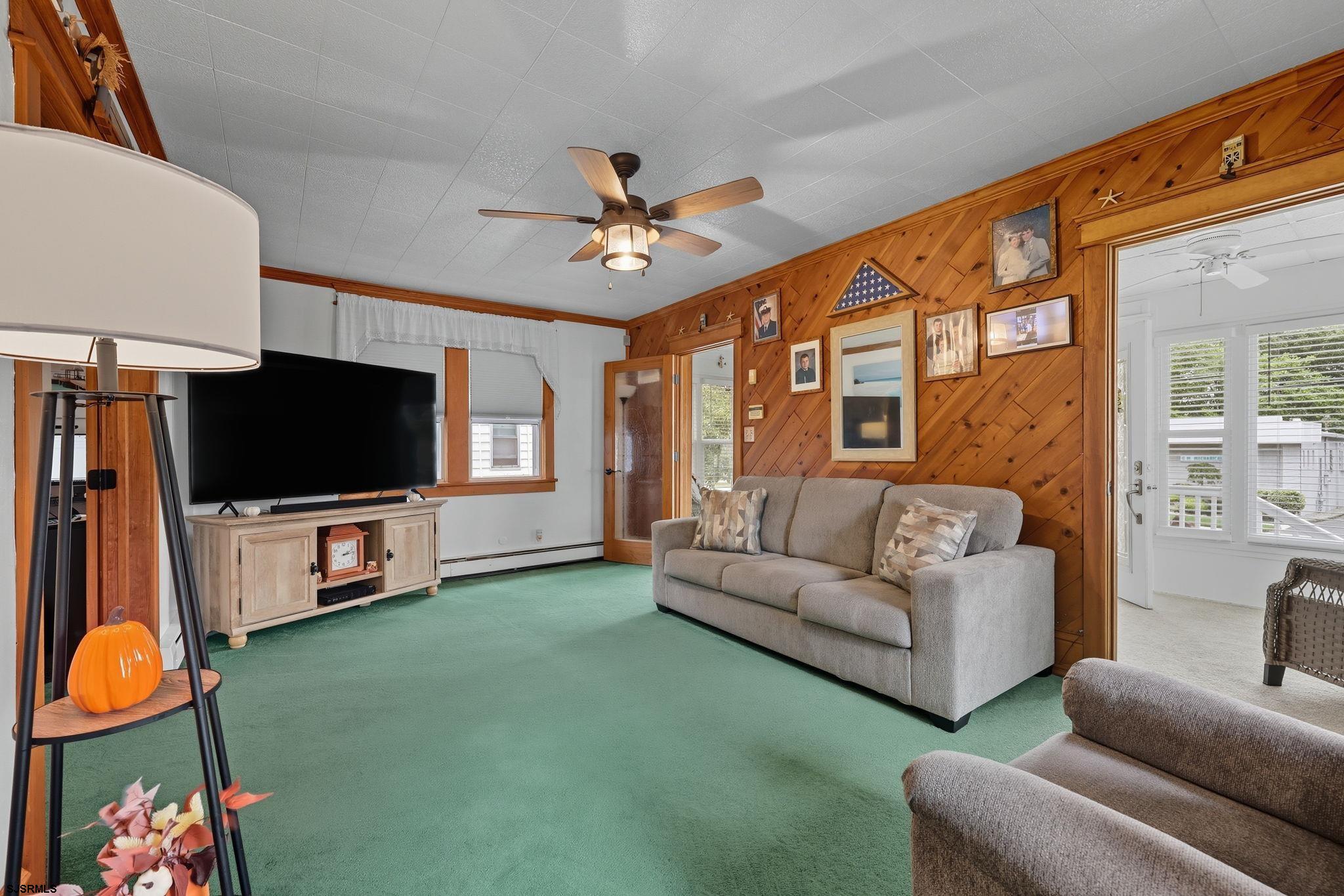 421 Shore Rd