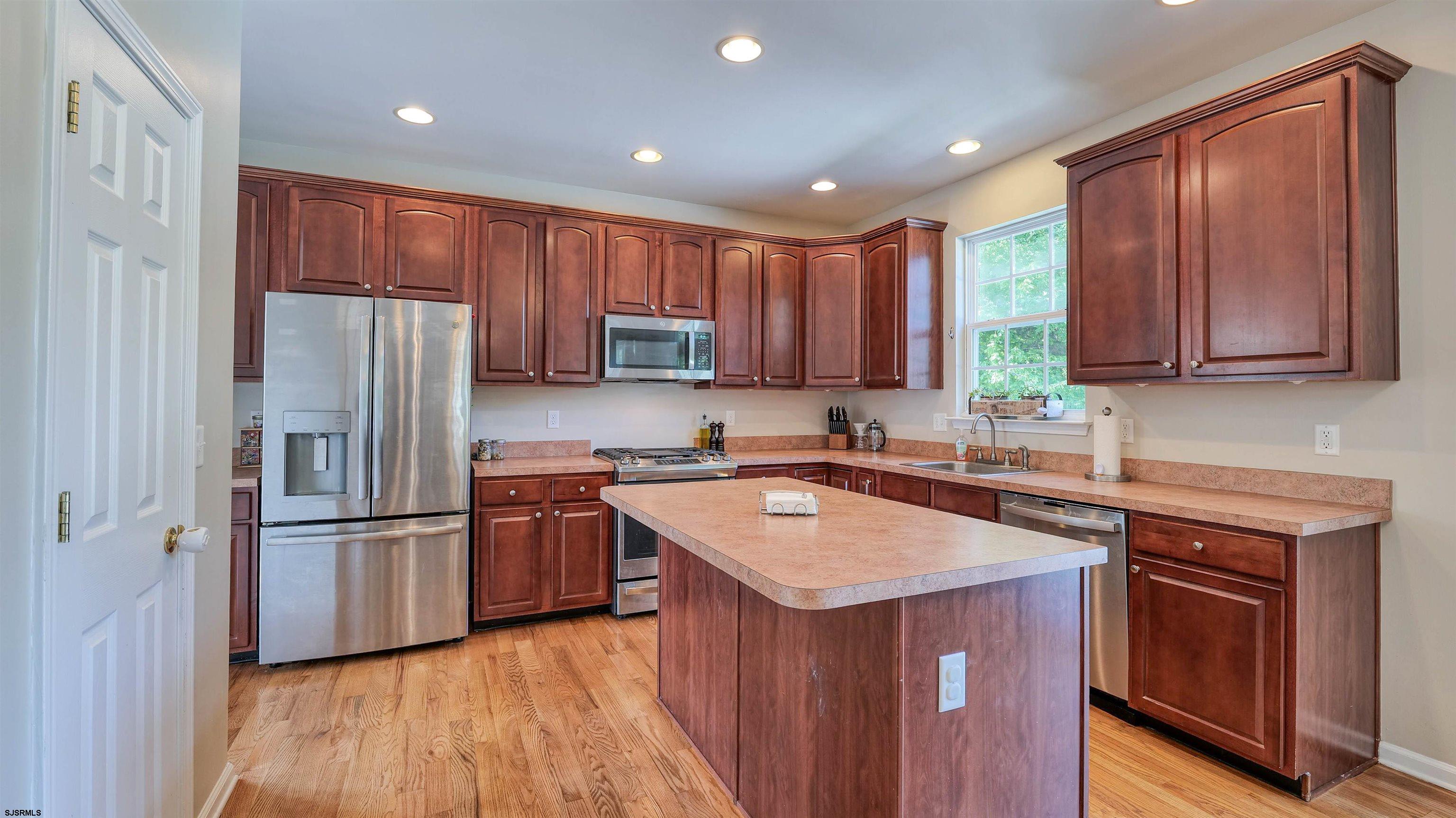 117 Carmel Dr