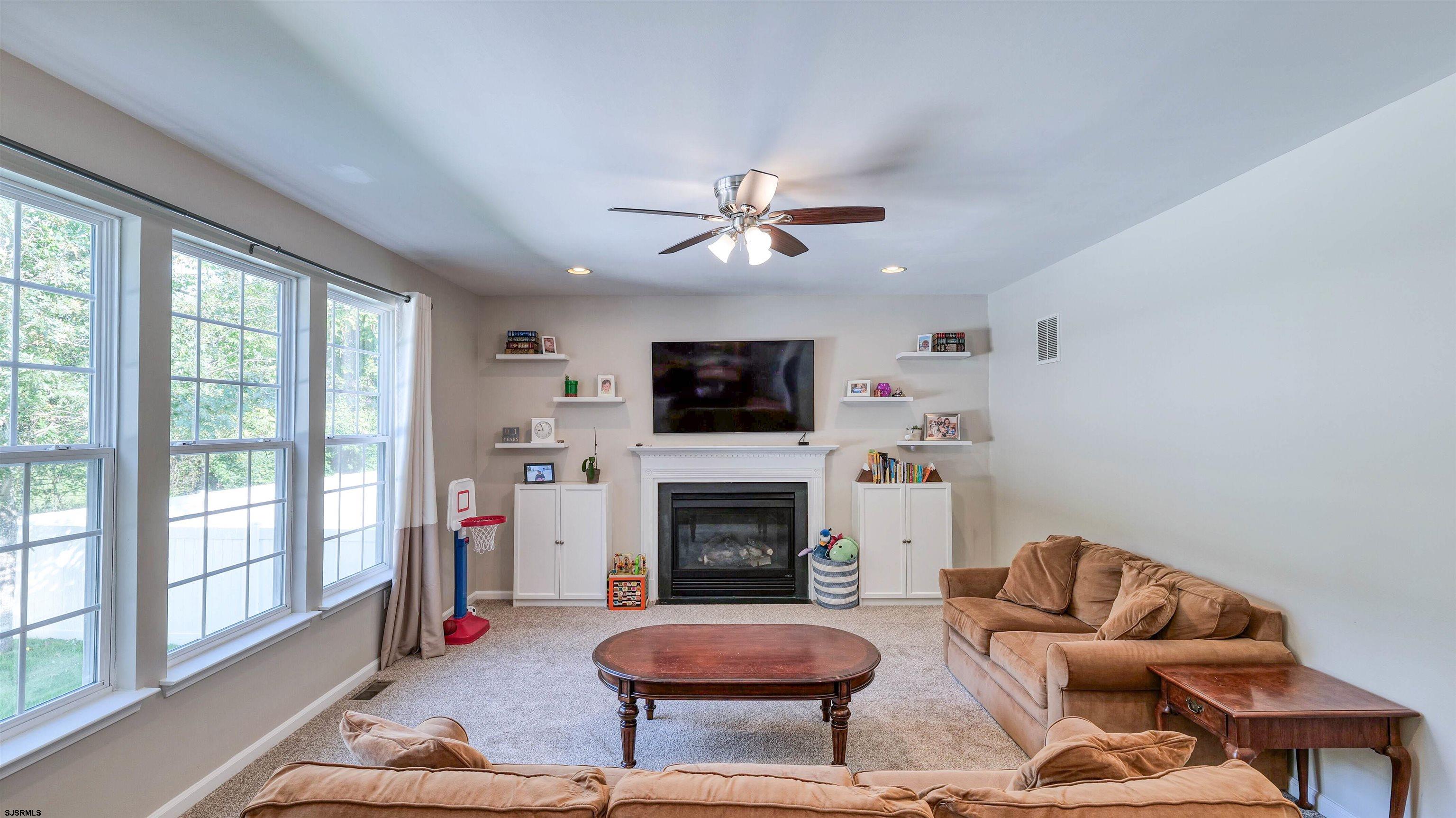 117 Carmel Dr
