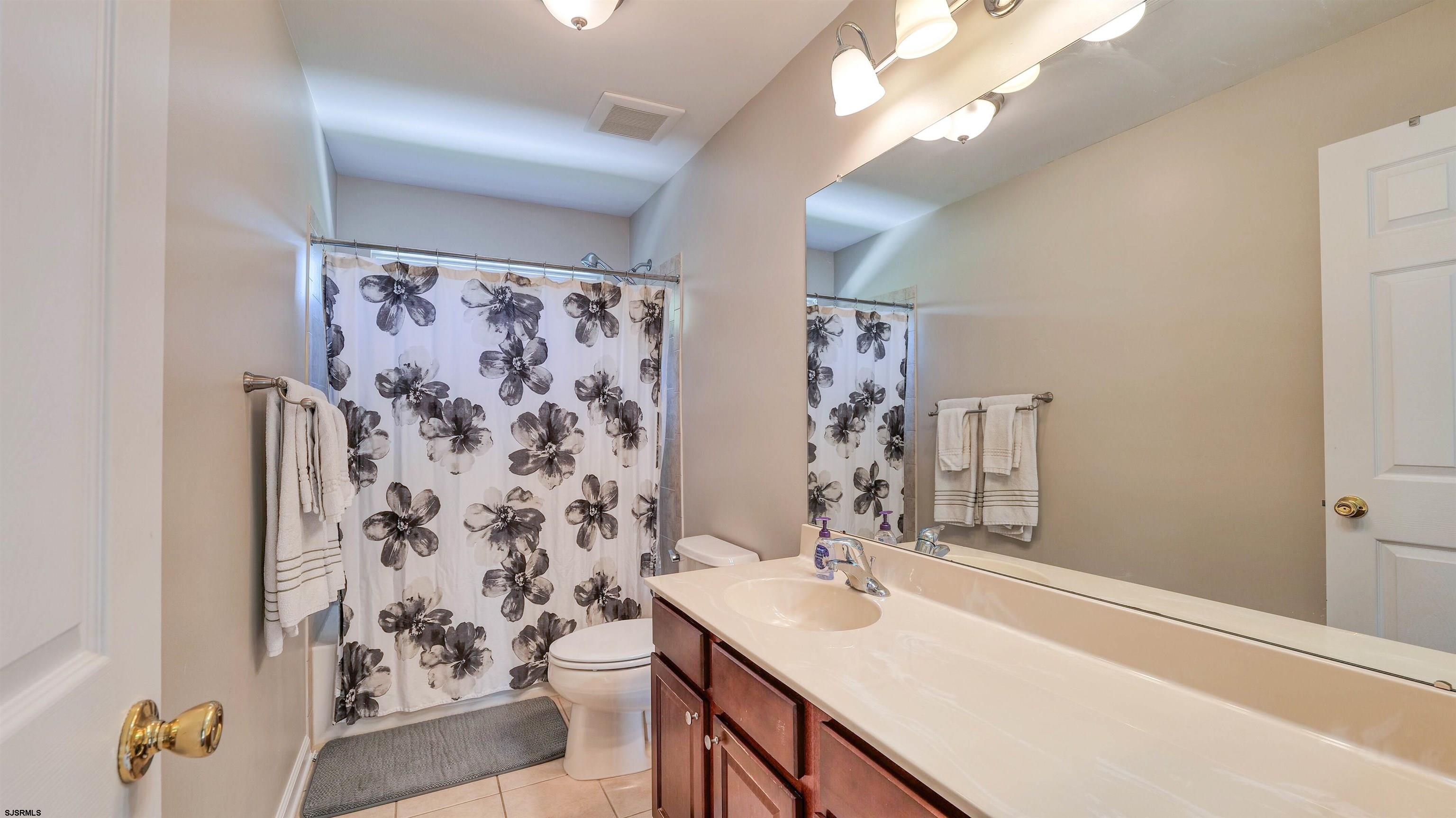 117 Carmel Dr