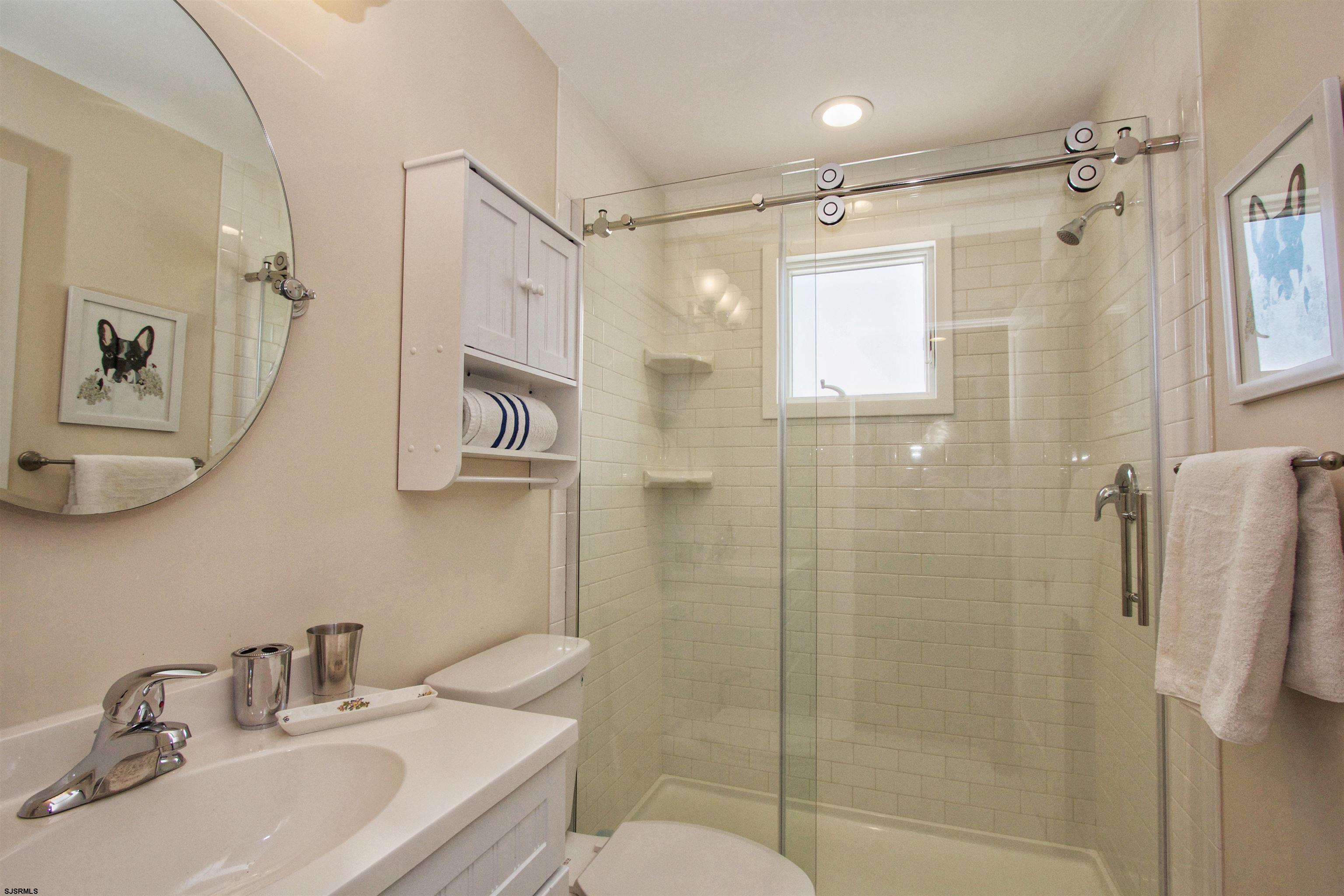 9200-9202 Ventnor Avenue