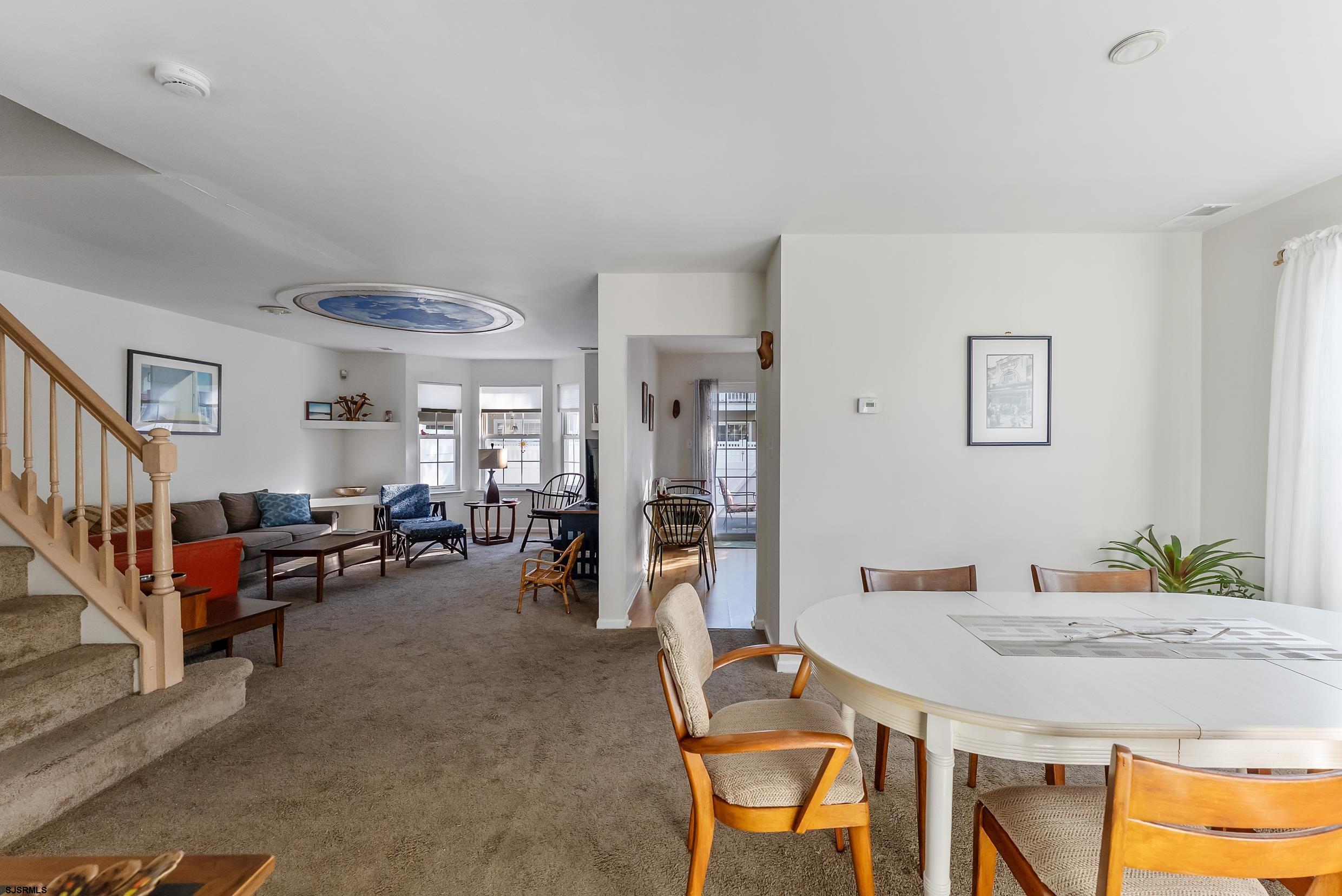 57 Anchorage Ct - Picture 2