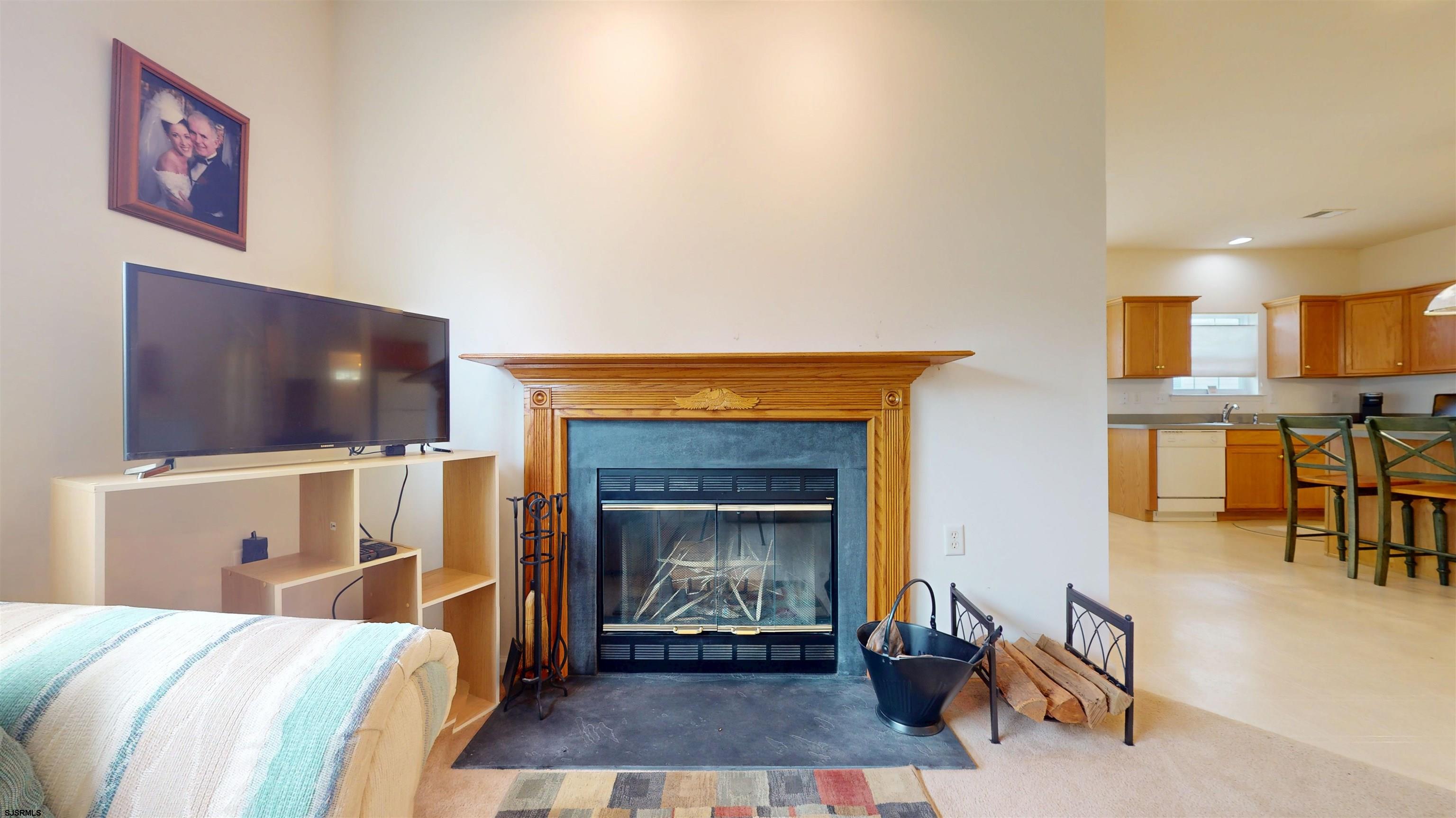 61 Burnside Dr