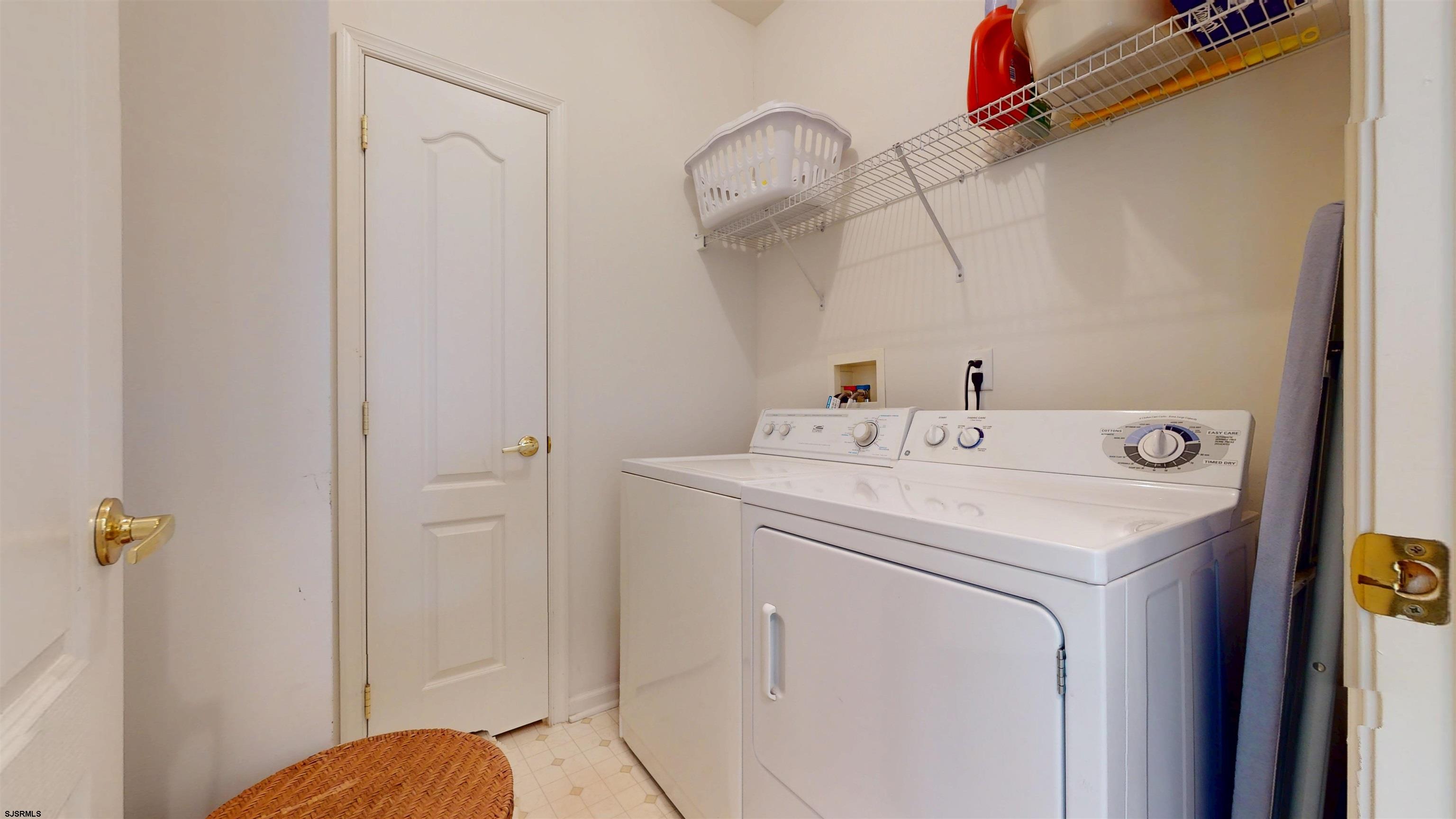 61 Burnside Dr