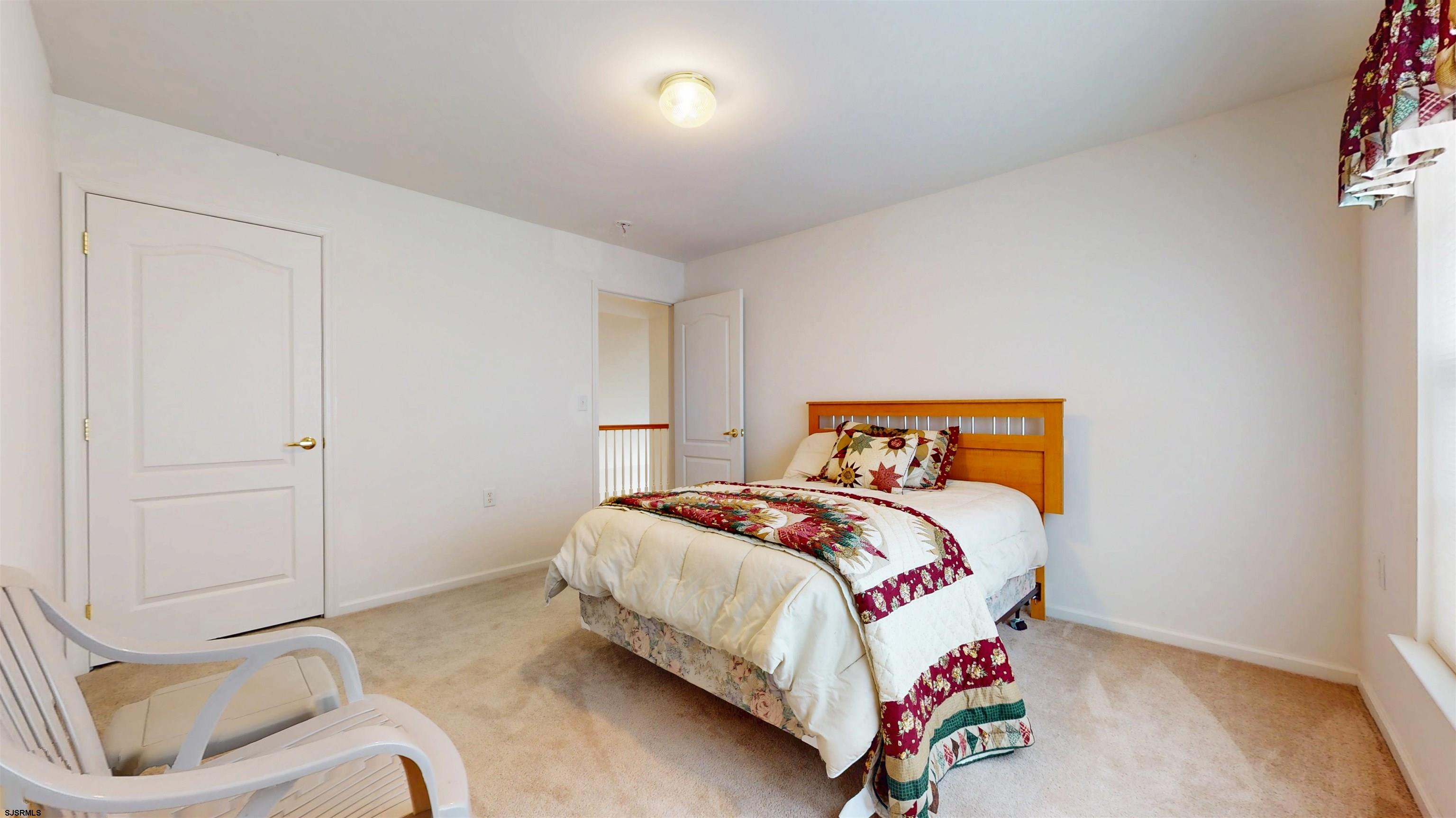 61 Burnside Dr