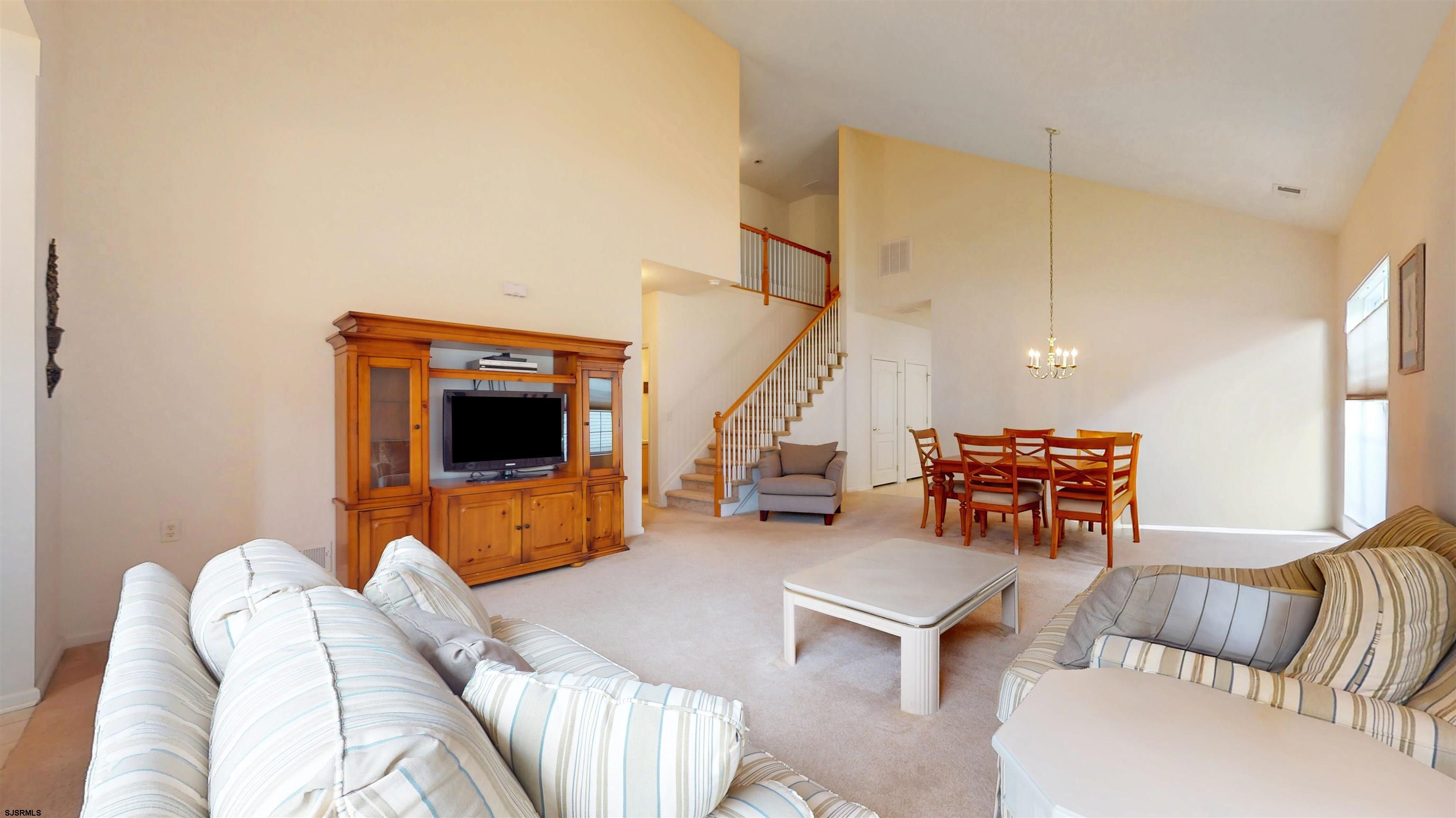 61 Burnside Dr