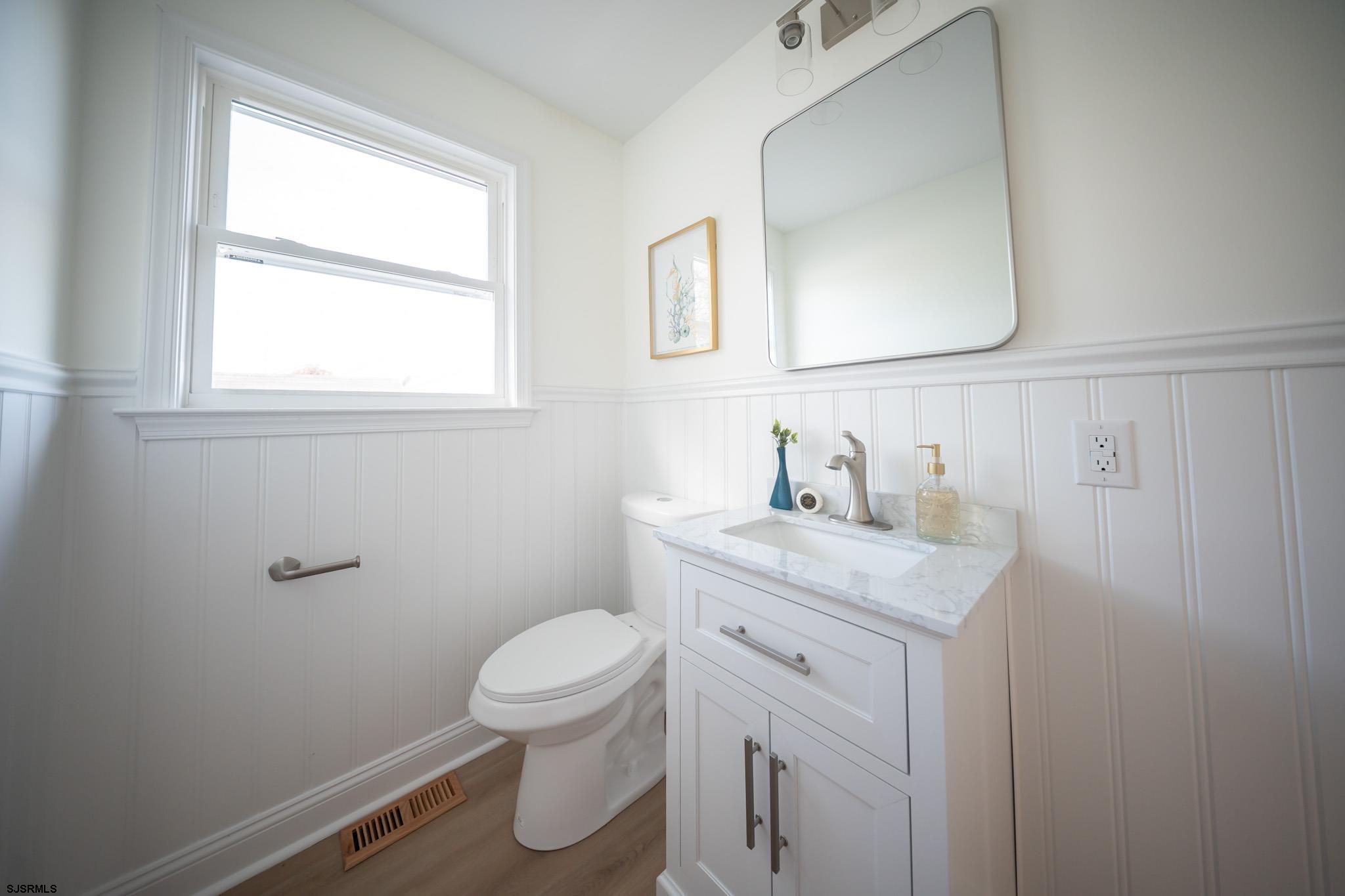 504 N Burghley Avenue