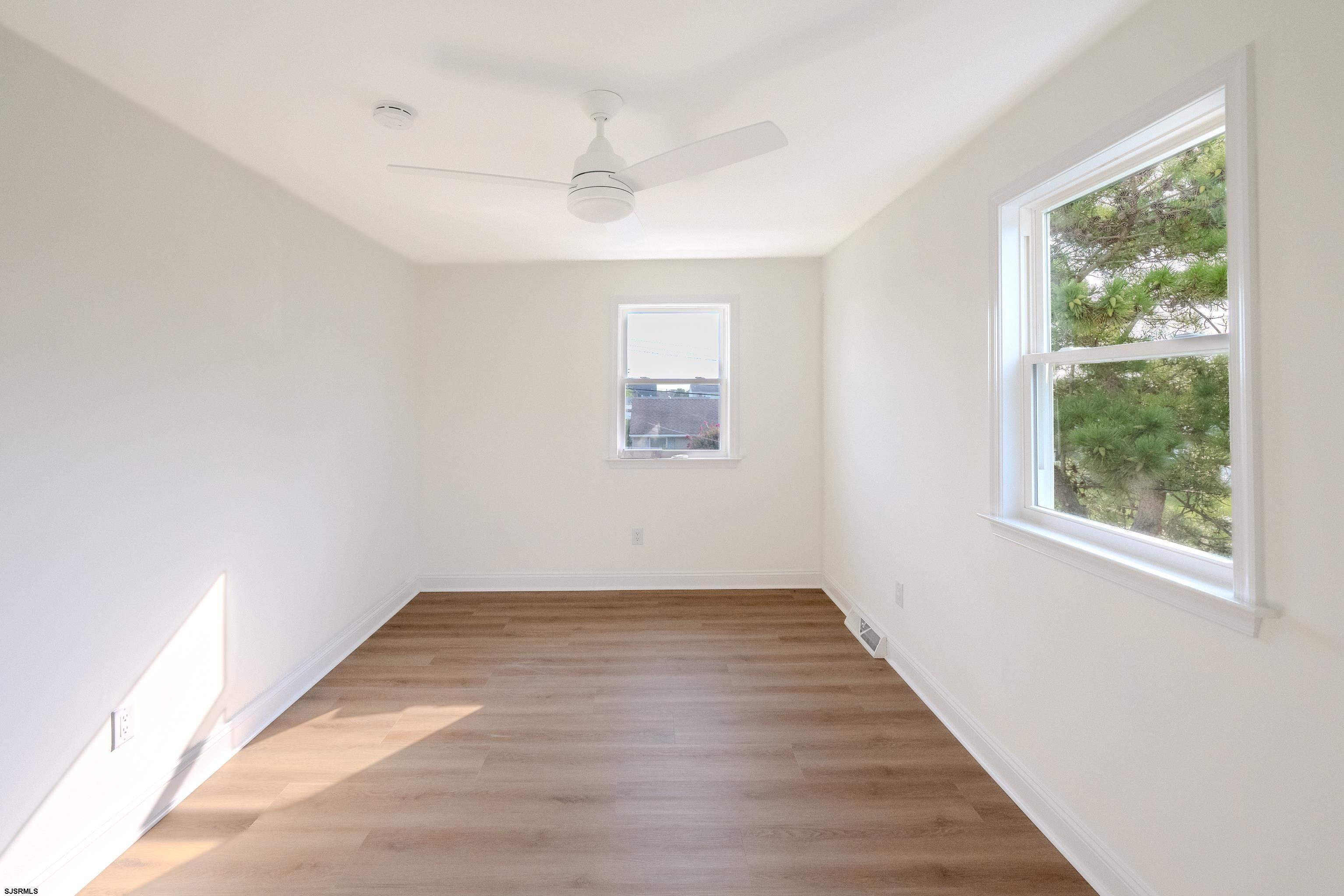 504 N Burghley Avenue