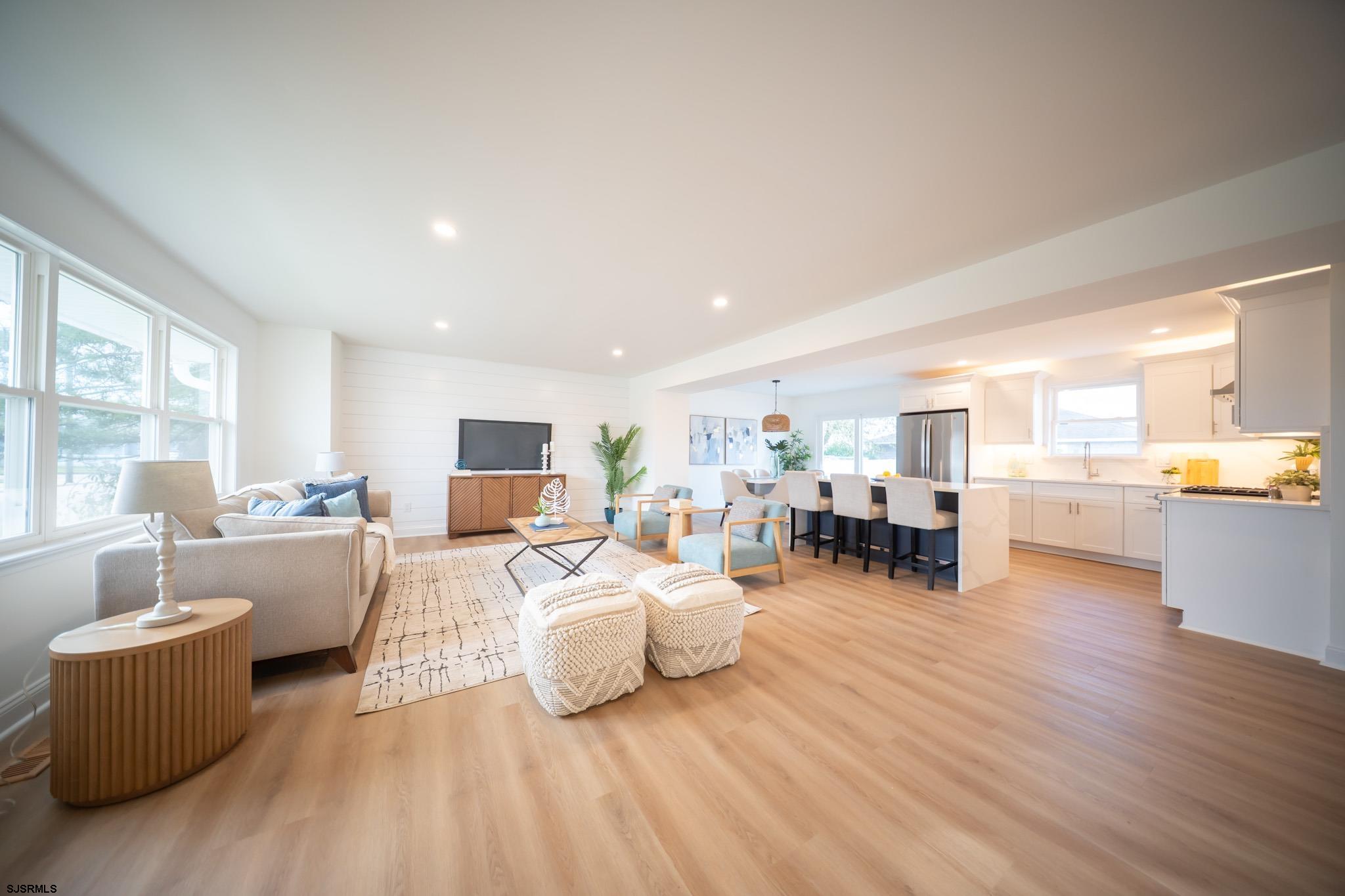 504 N Burghley Avenue - Picture 3