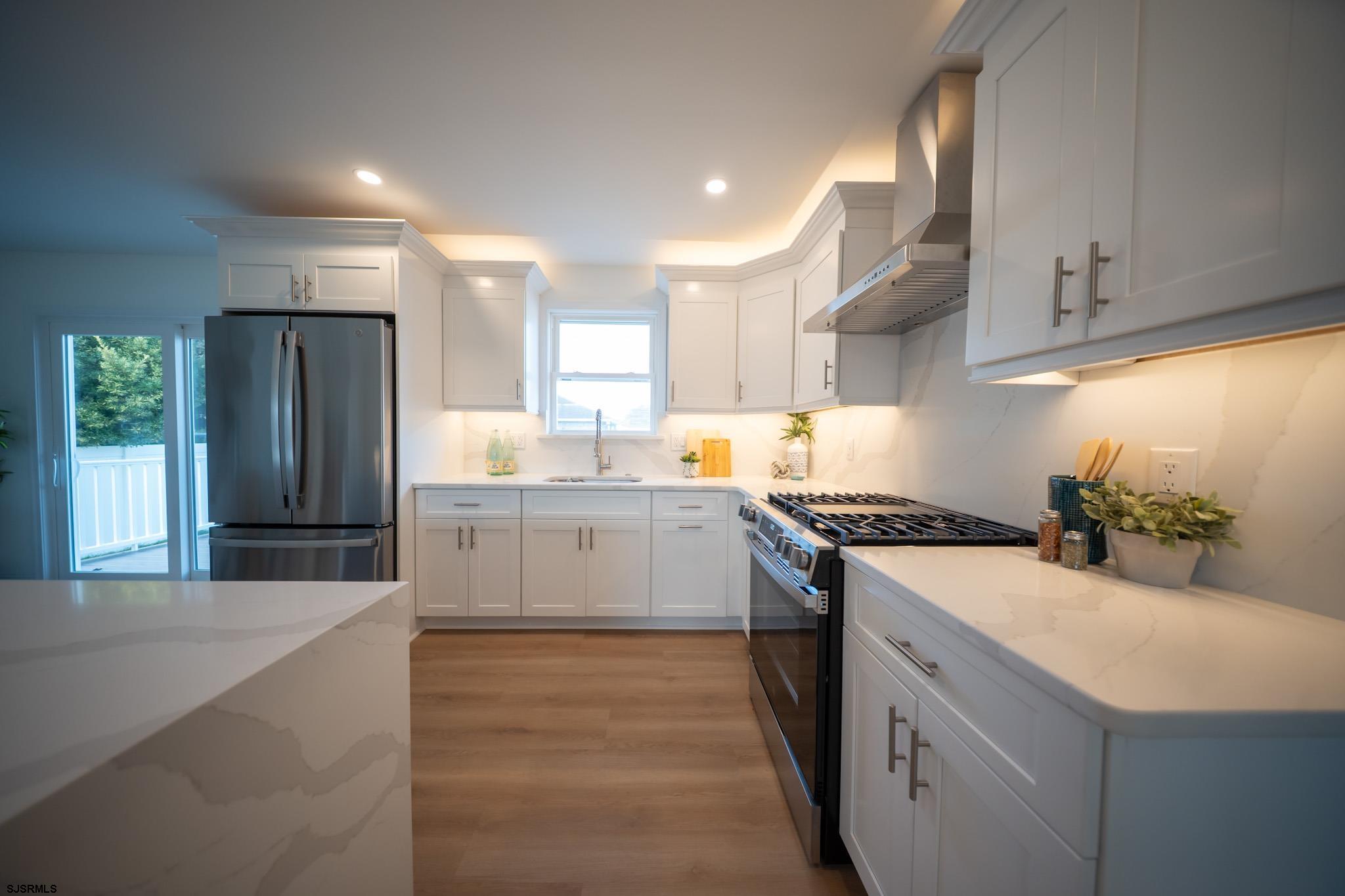 504 N Burghley Avenue