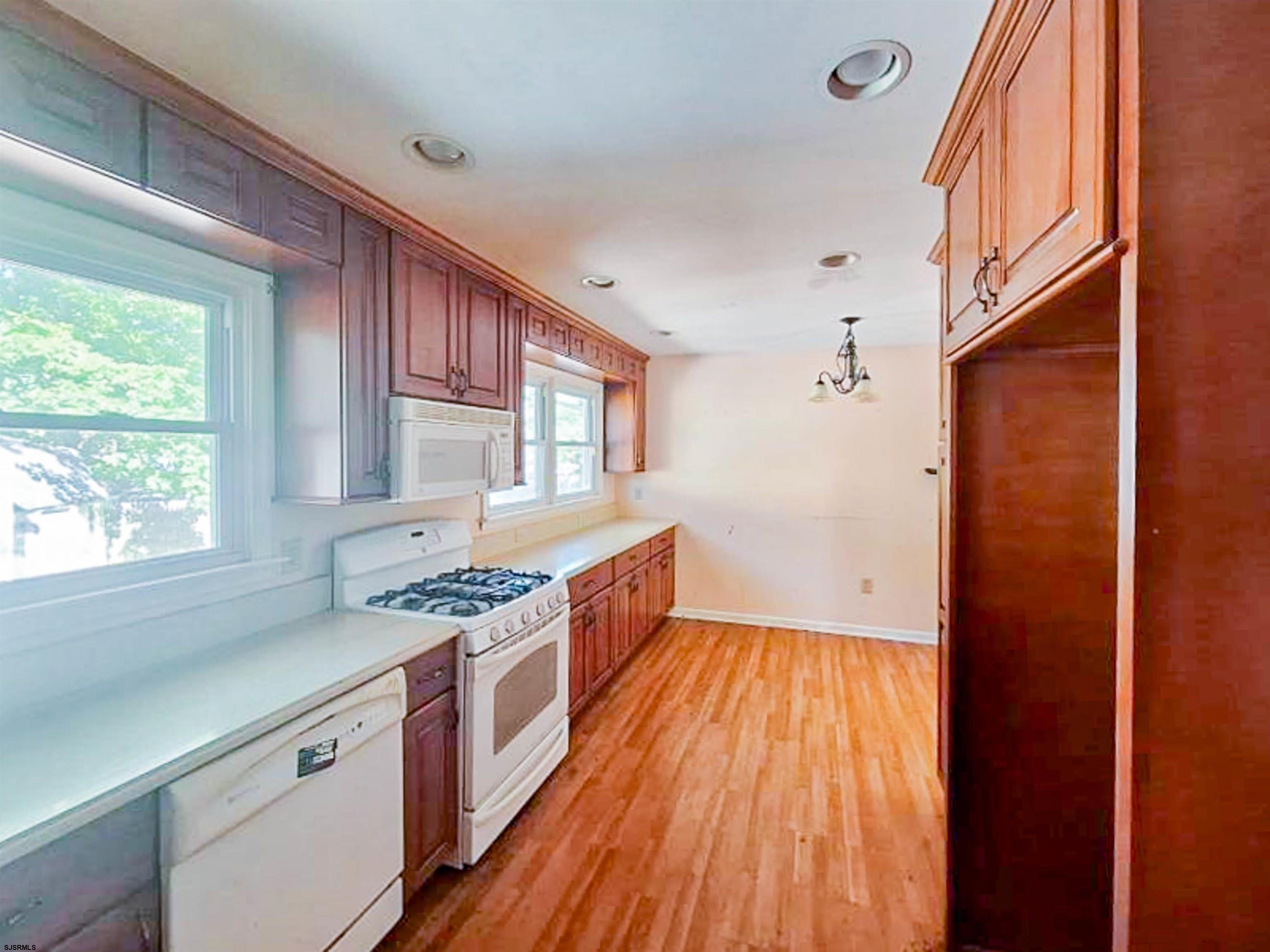 231 W Father Keis Dr