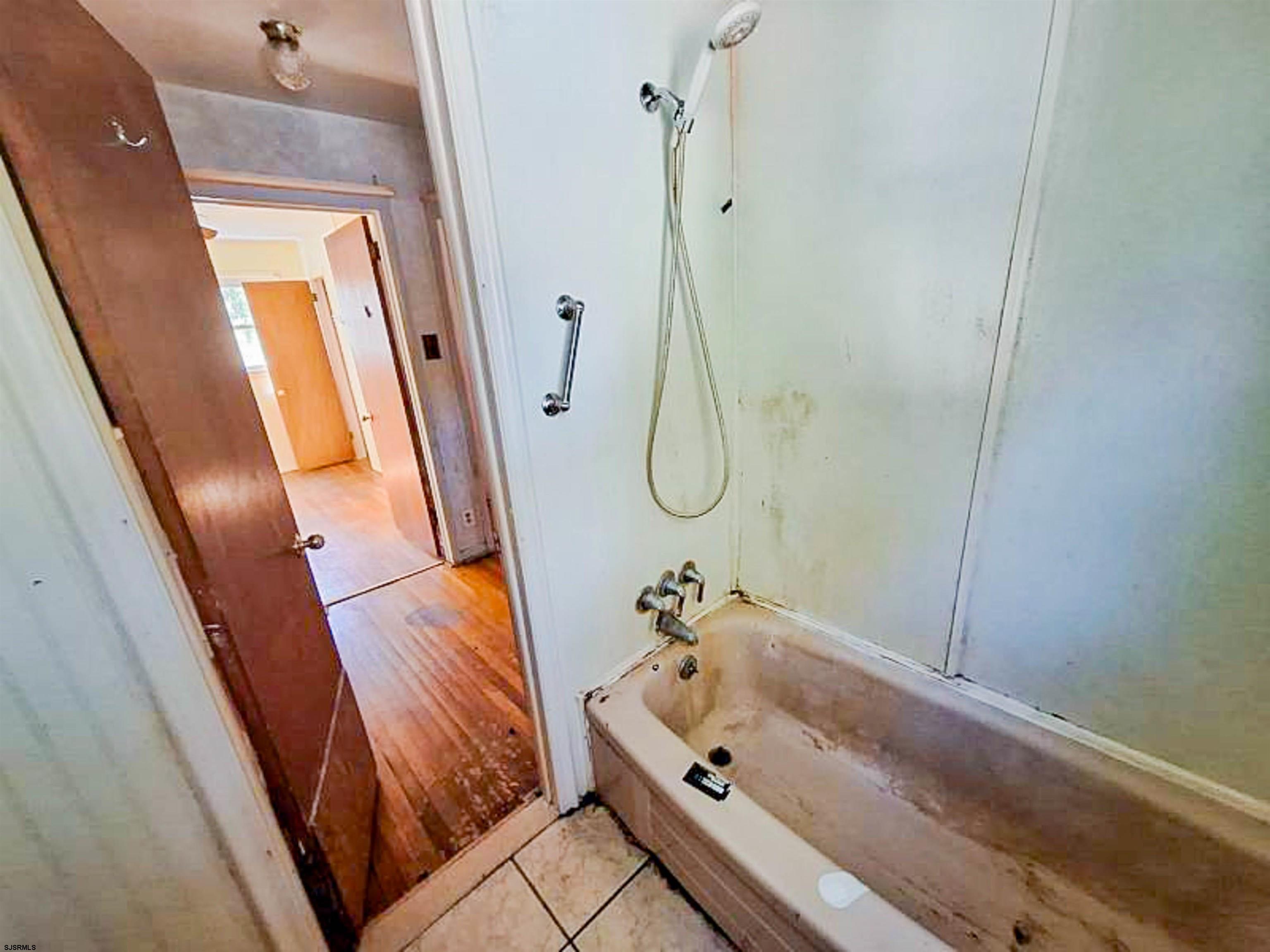 231 W Father Keis Dr