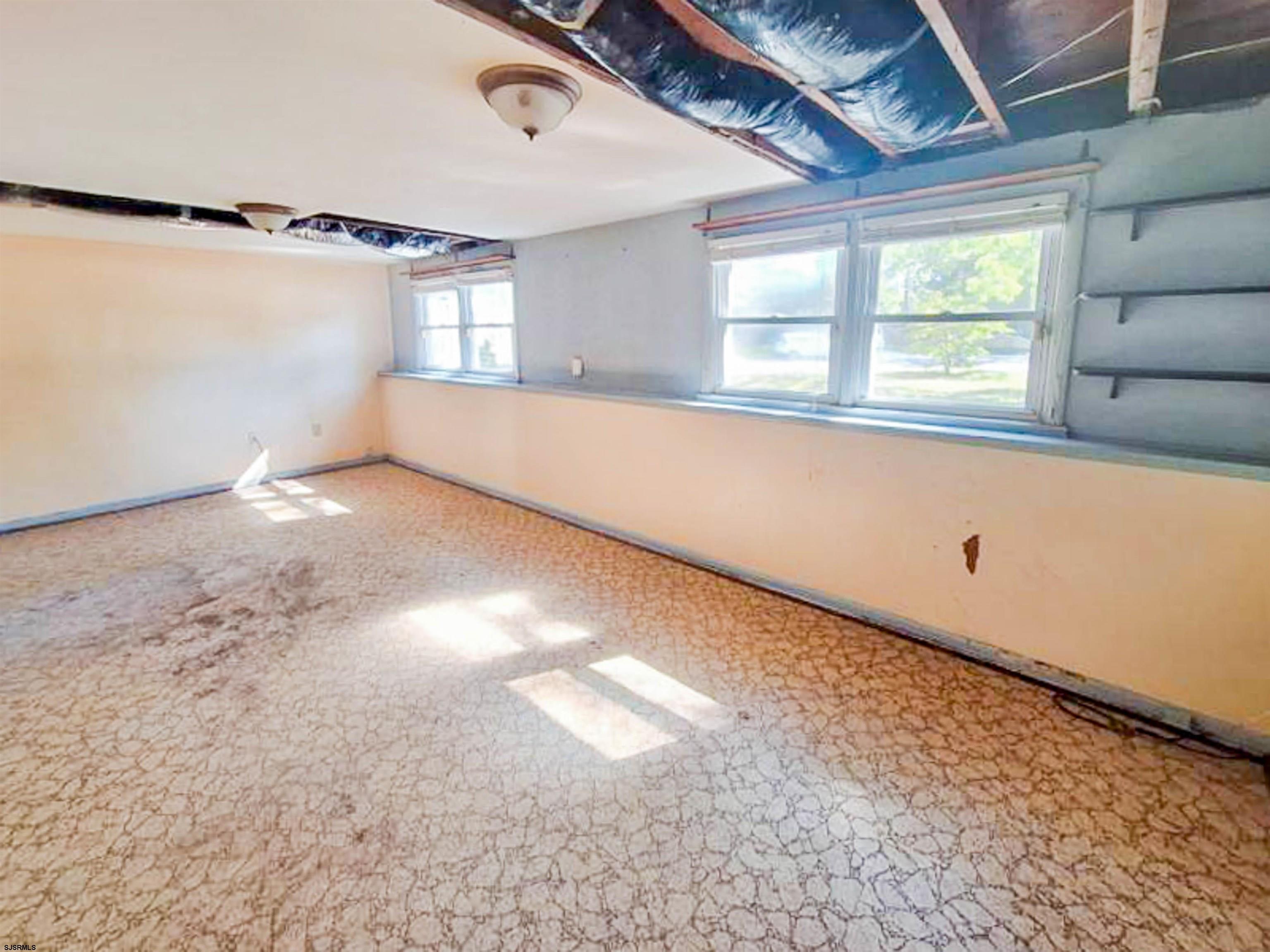 231 W Father Keis Dr