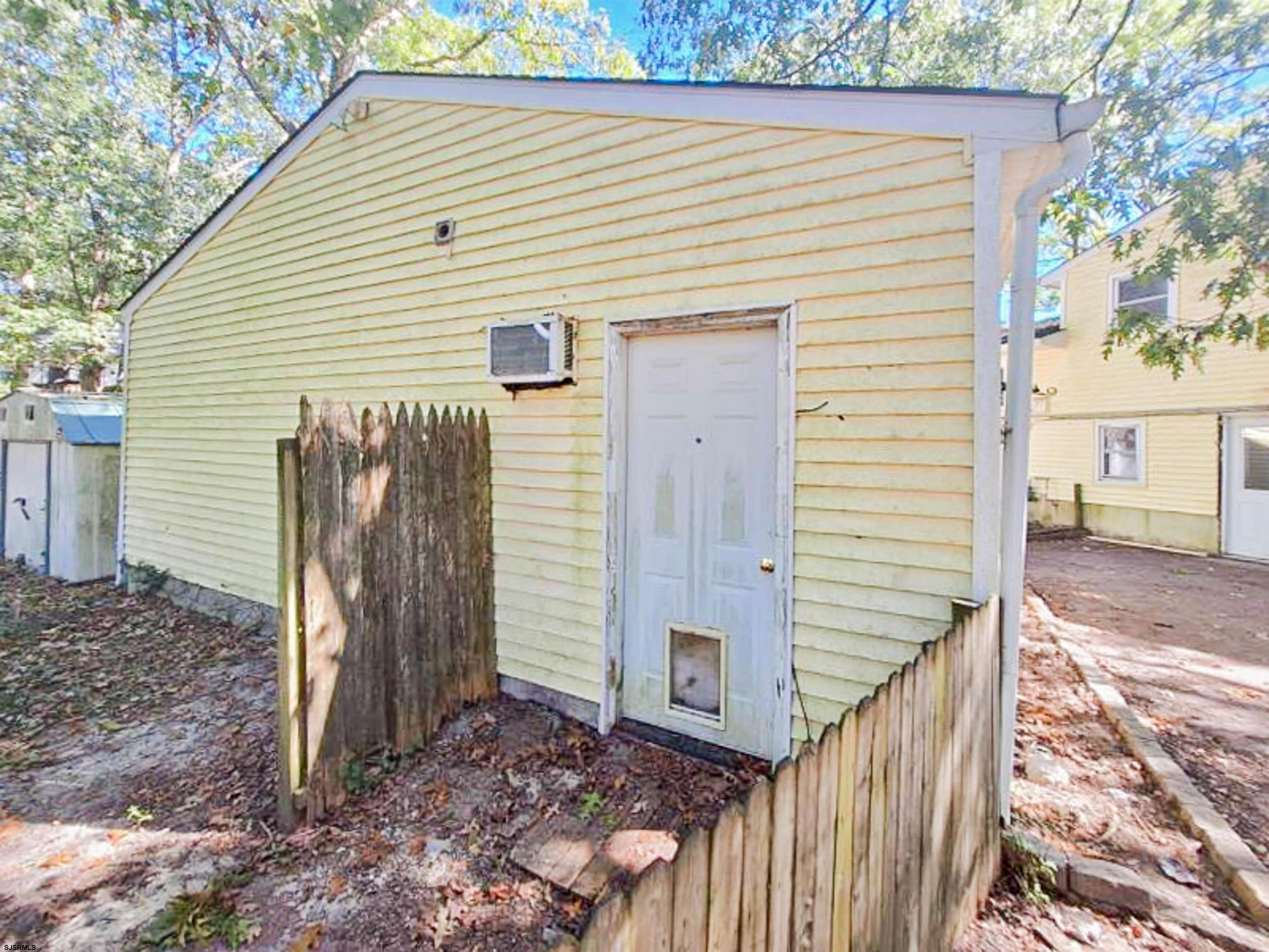 231 W Father Keis Dr