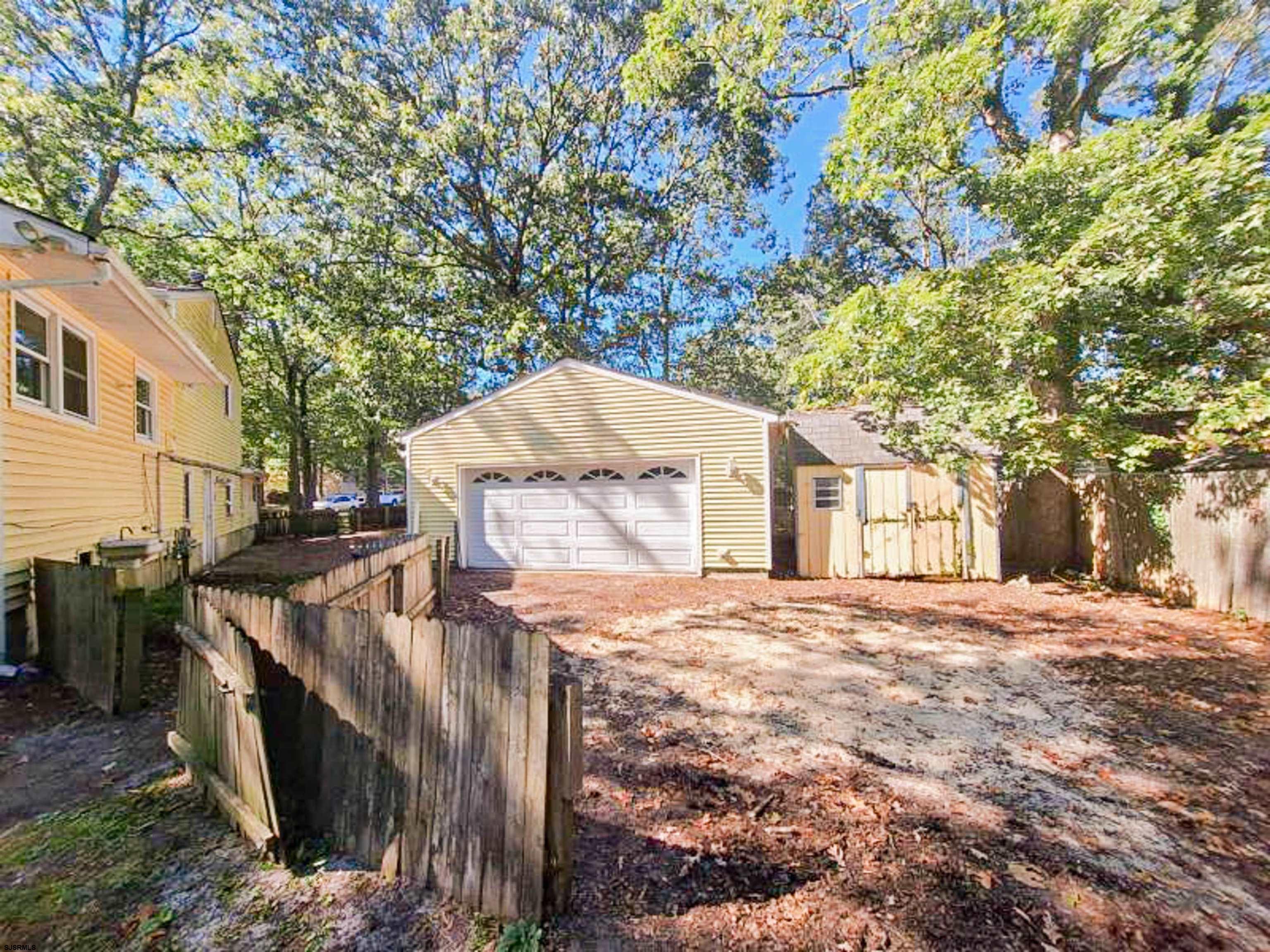 231 W Father Keis Dr