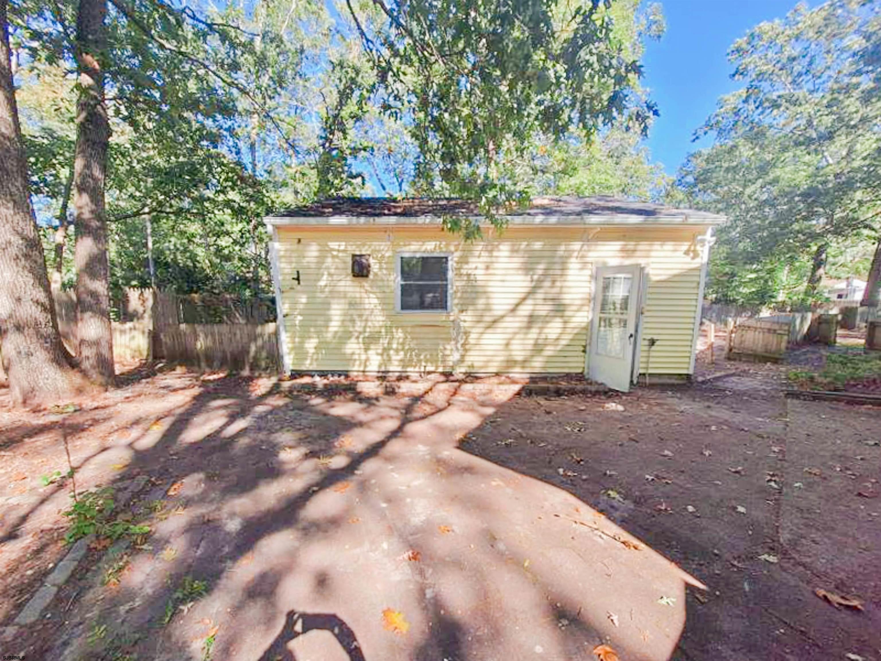 231 W Father Keis Dr