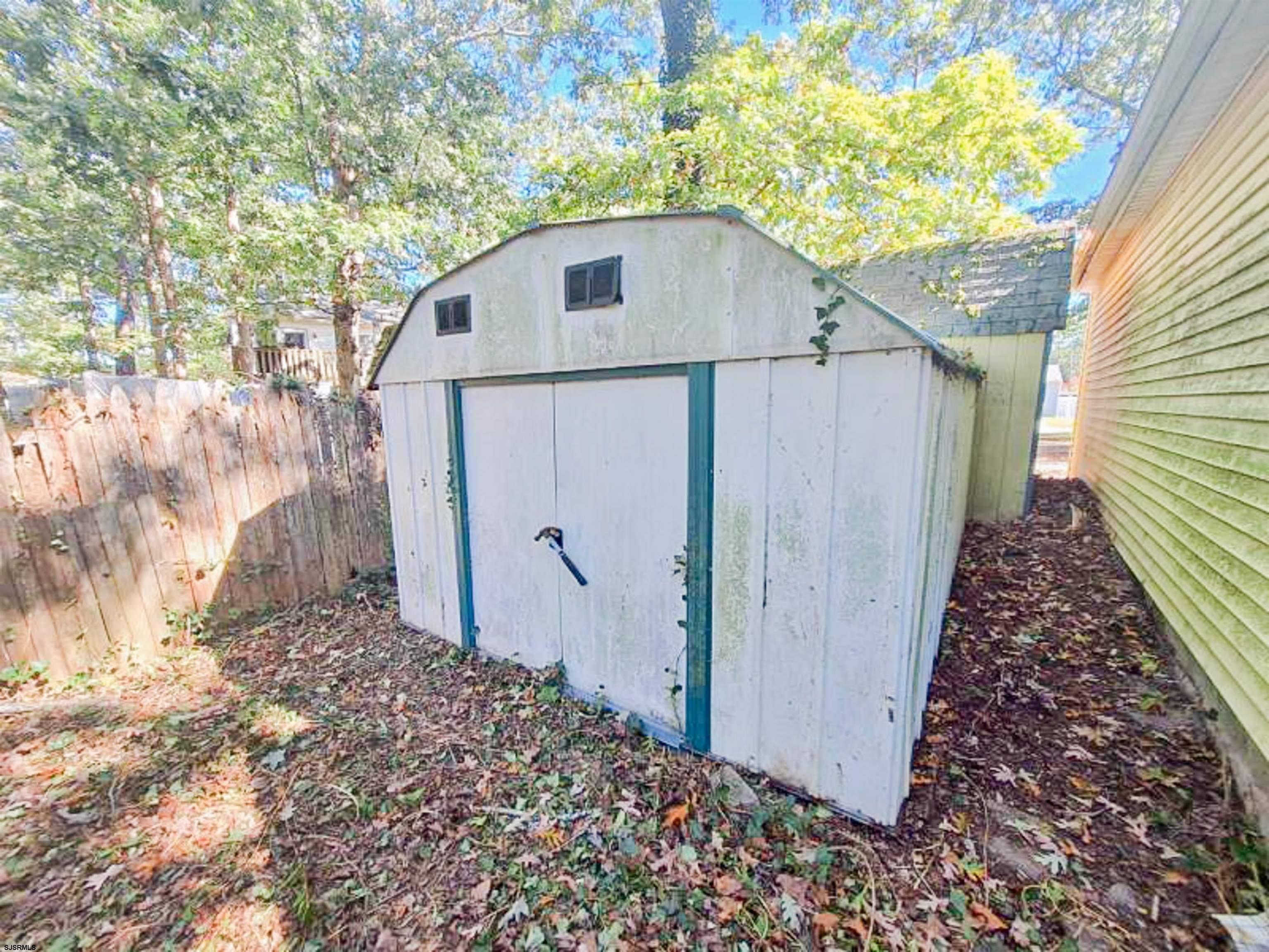 231 W Father Keis Dr