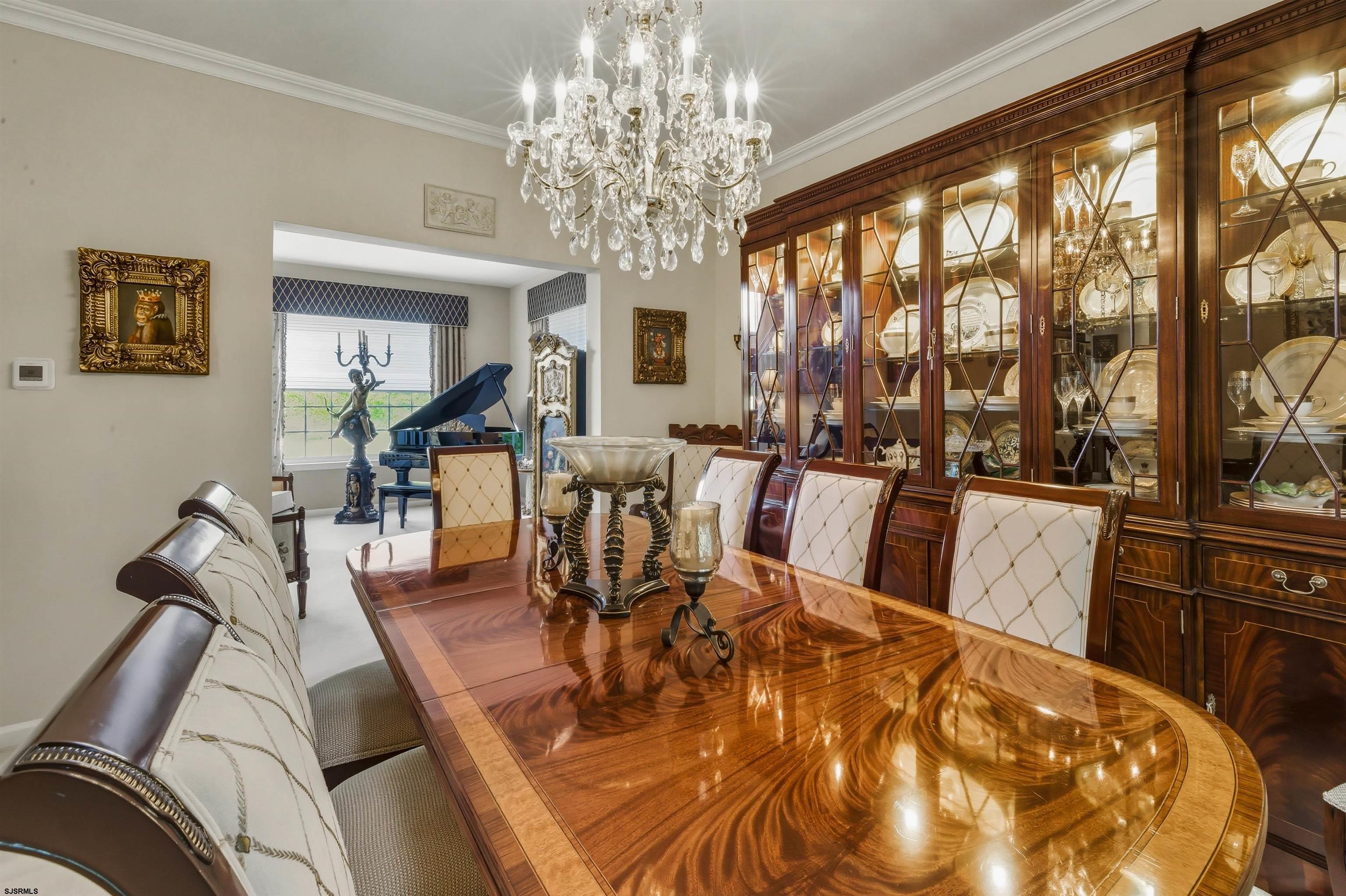 267 CHURCHILL Dr
