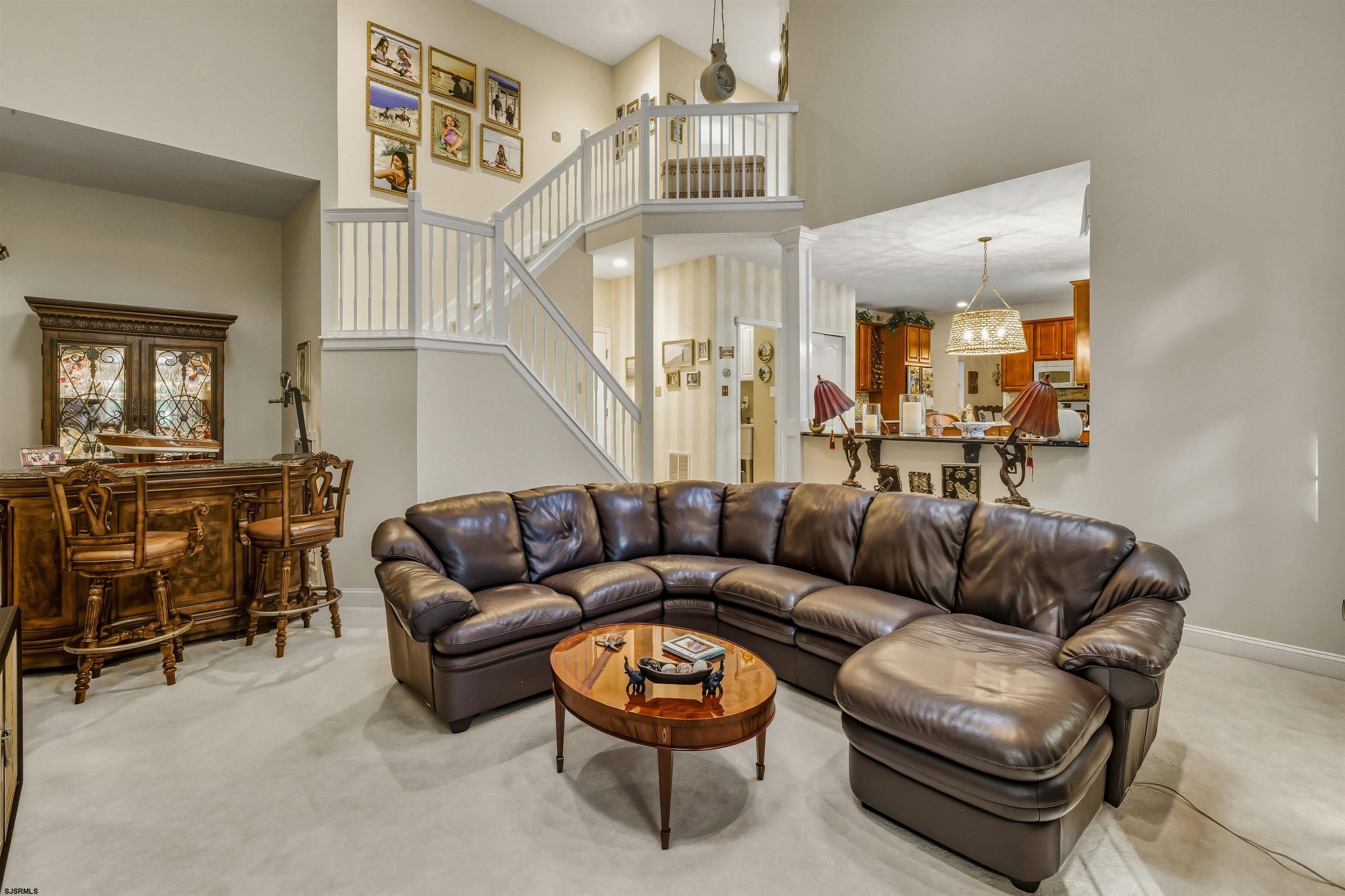 267 CHURCHILL Dr