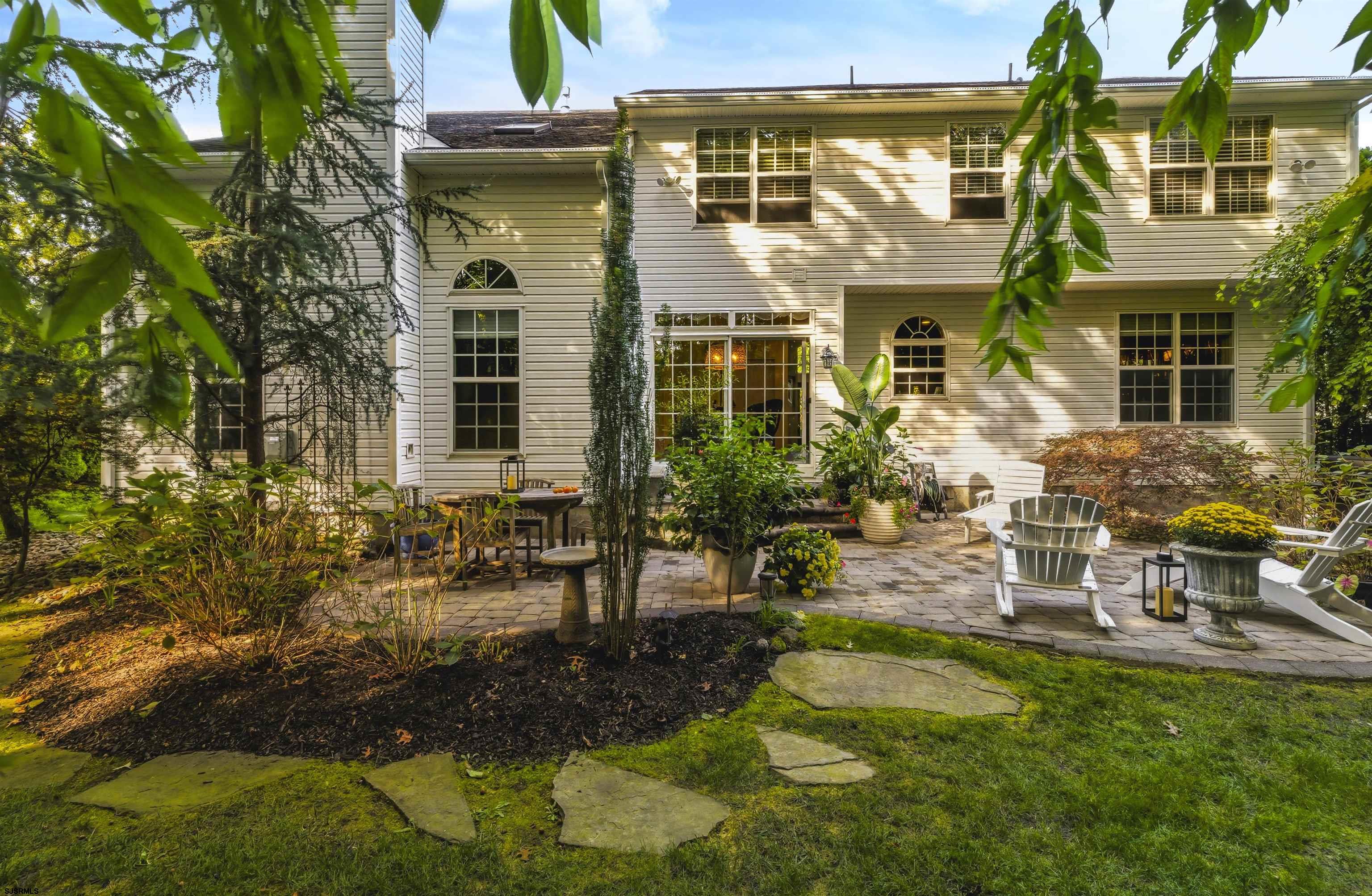 267 CHURCHILL Dr