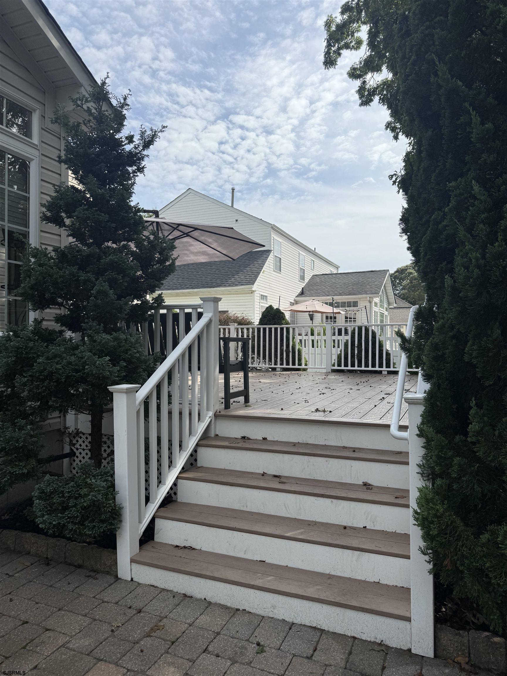 34 Crossing Drive