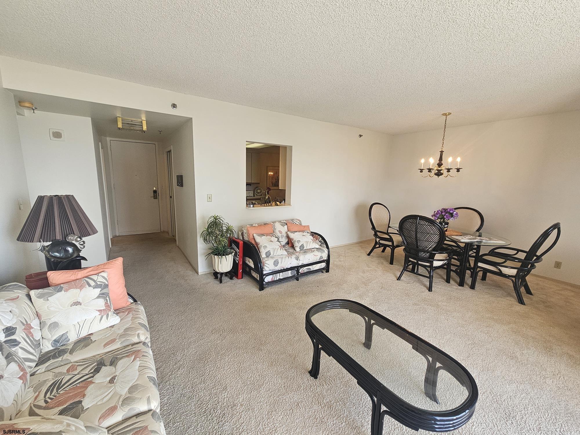 3101 Boardwalk - Picture 4