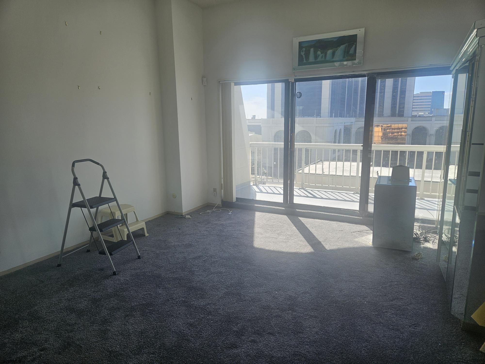 3101 Boardwalk - Picture 1