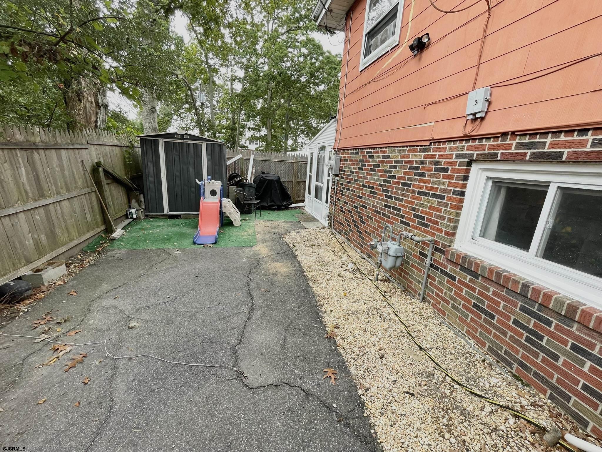 22 Mays Landing
