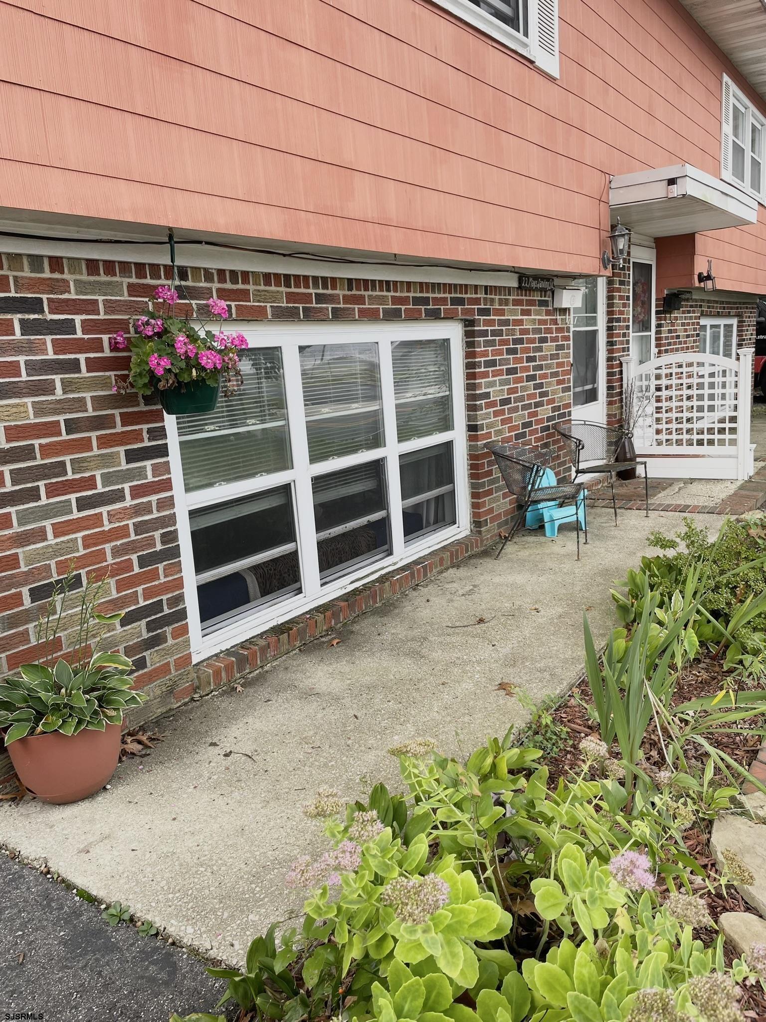 22 Mays Landing