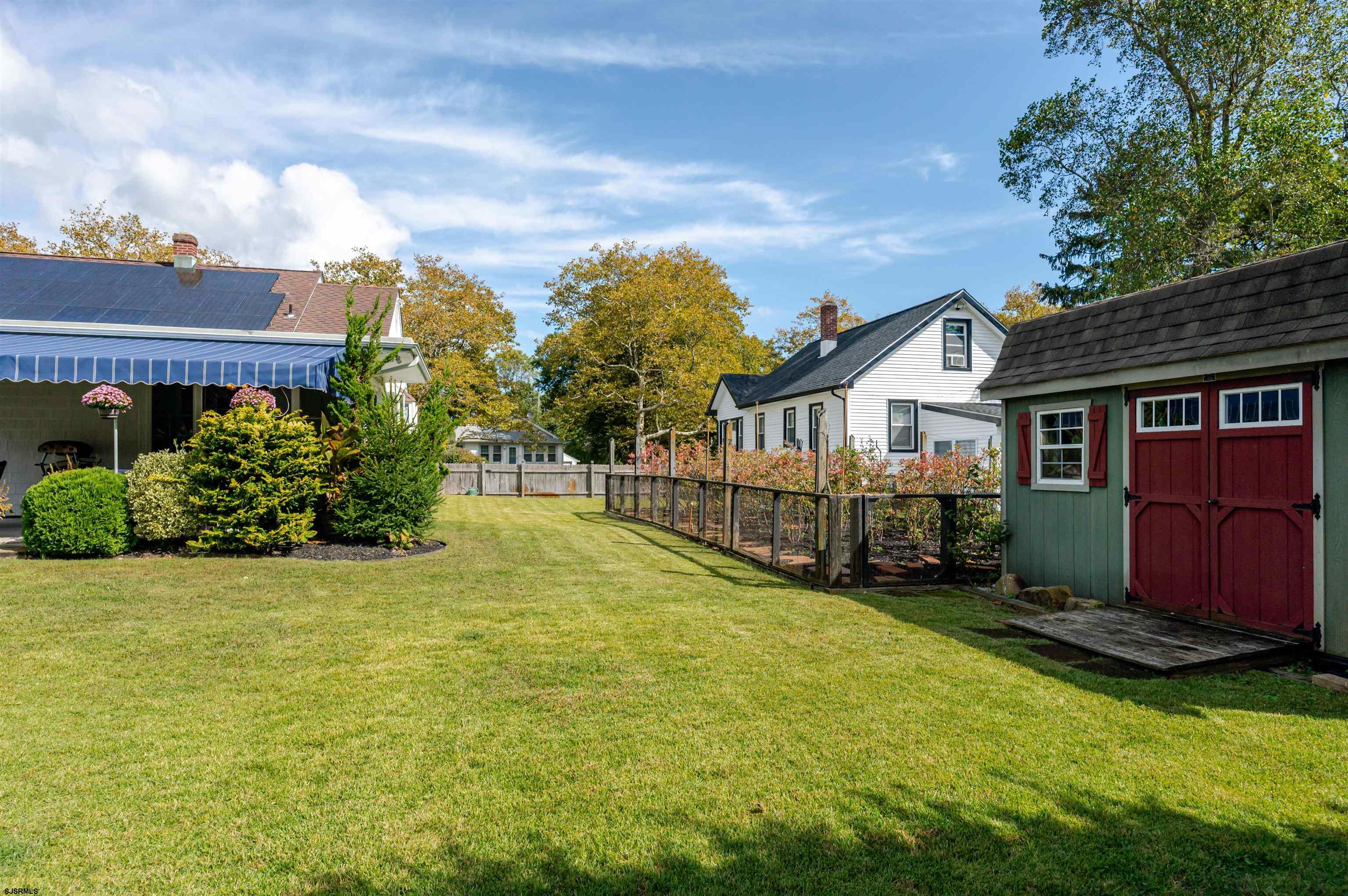 100 E Rosedale Avenue