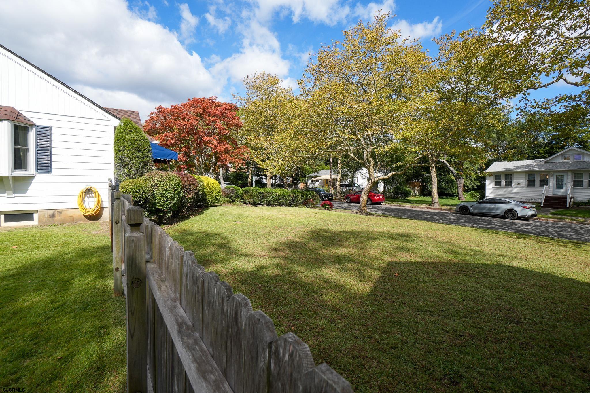 100 E Rosedale Avenue