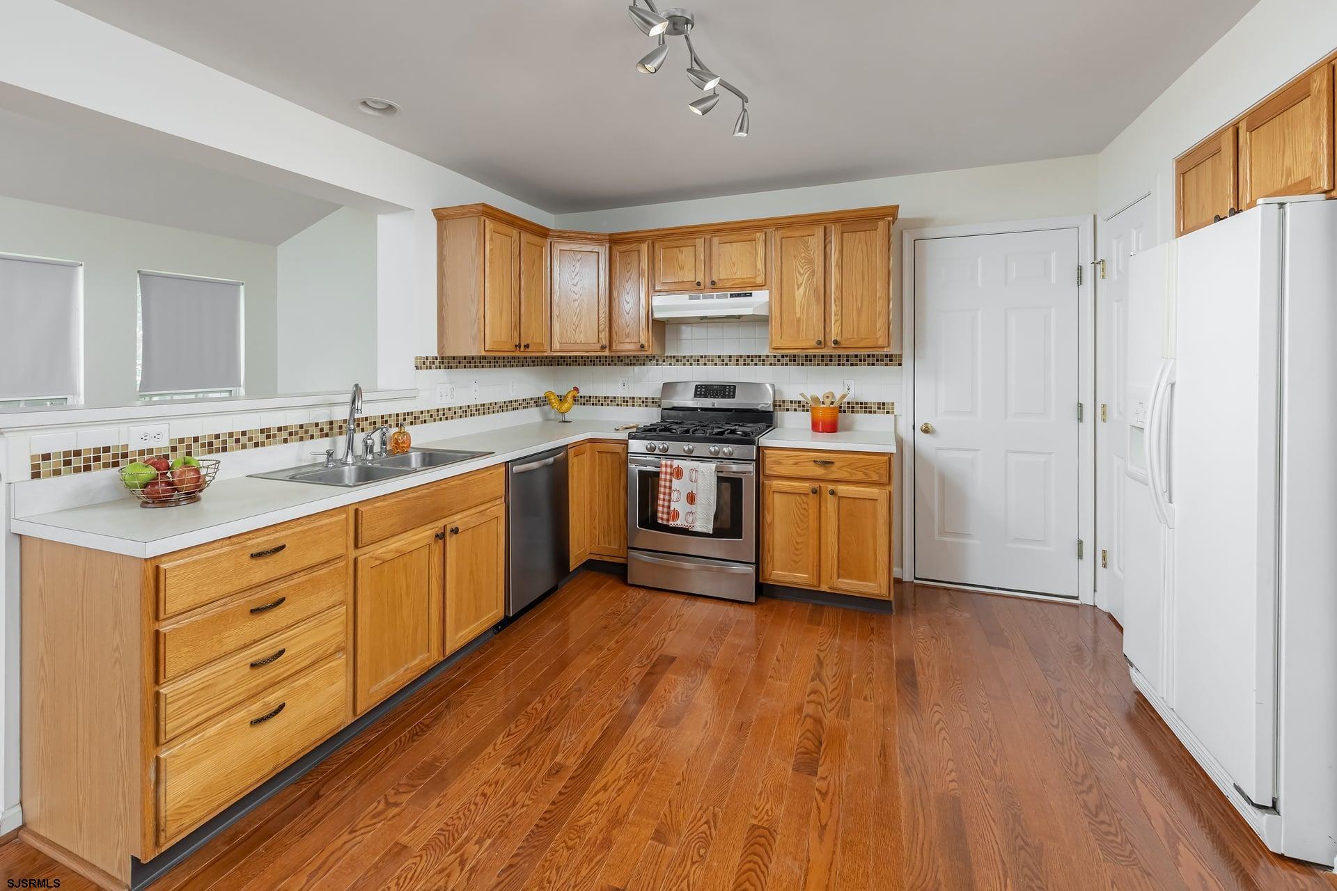 306 Blossom Cir Cir