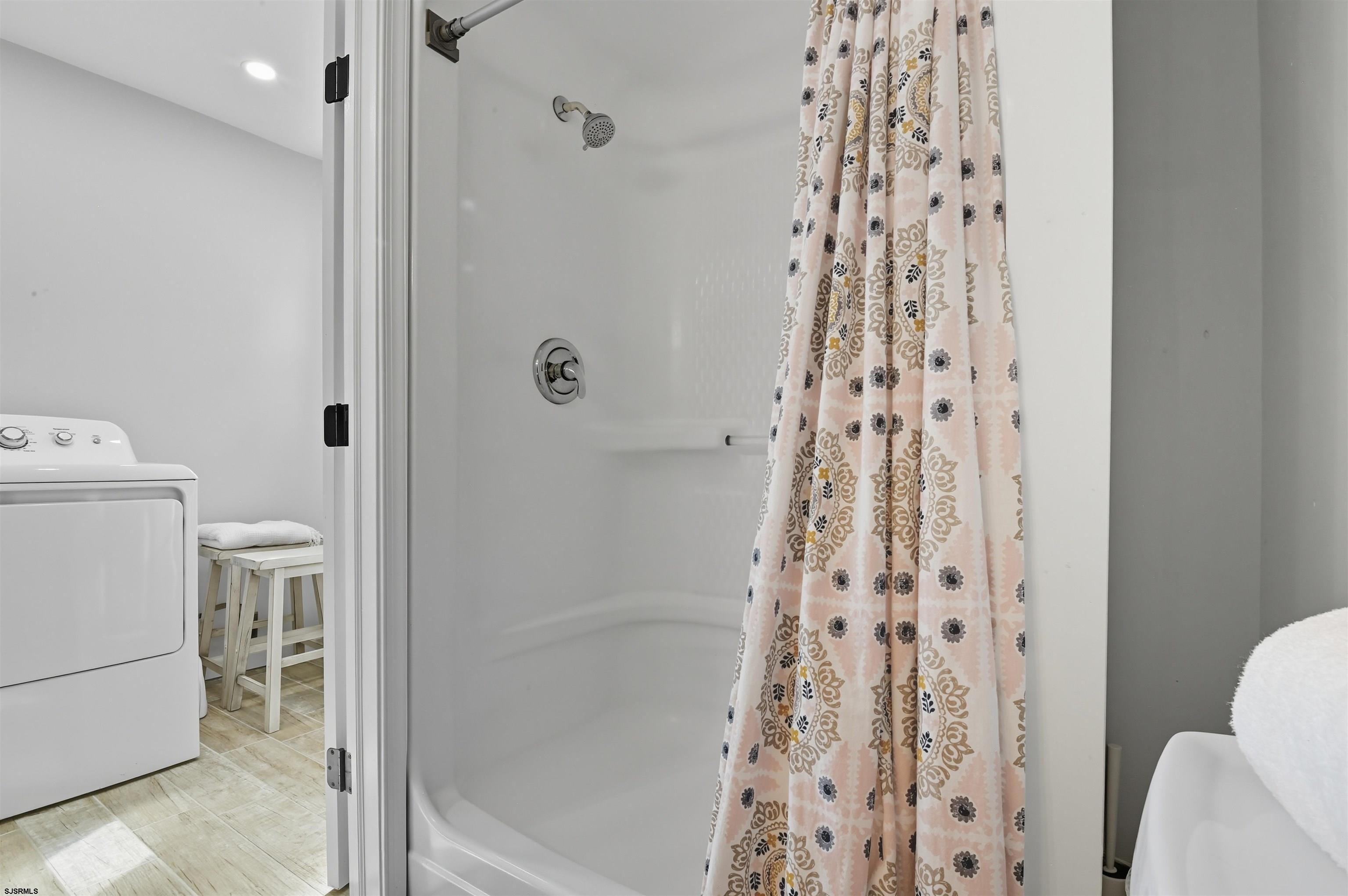 22 N Coolidge Avenue