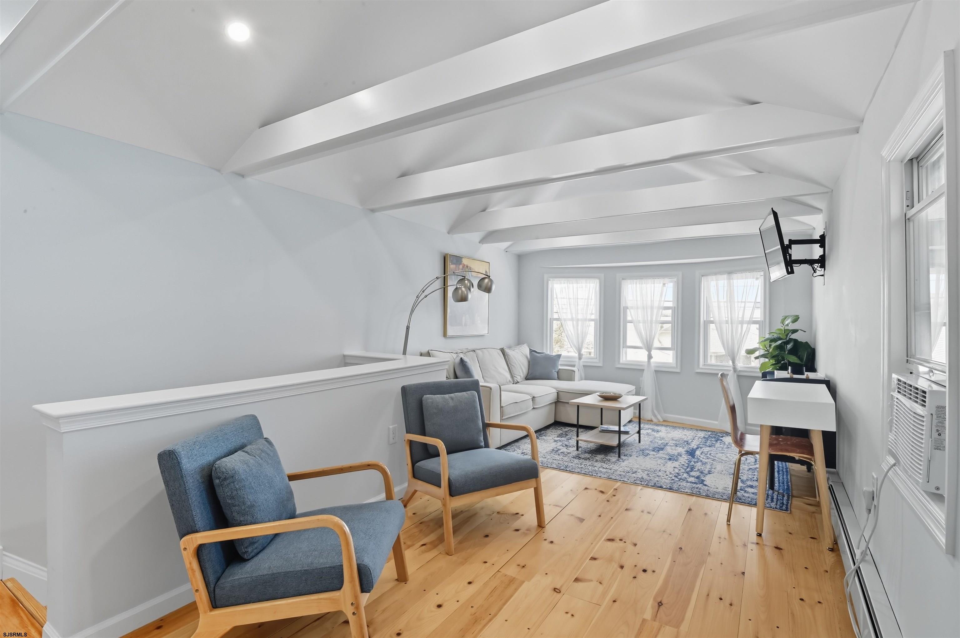 22 N Coolidge Avenue