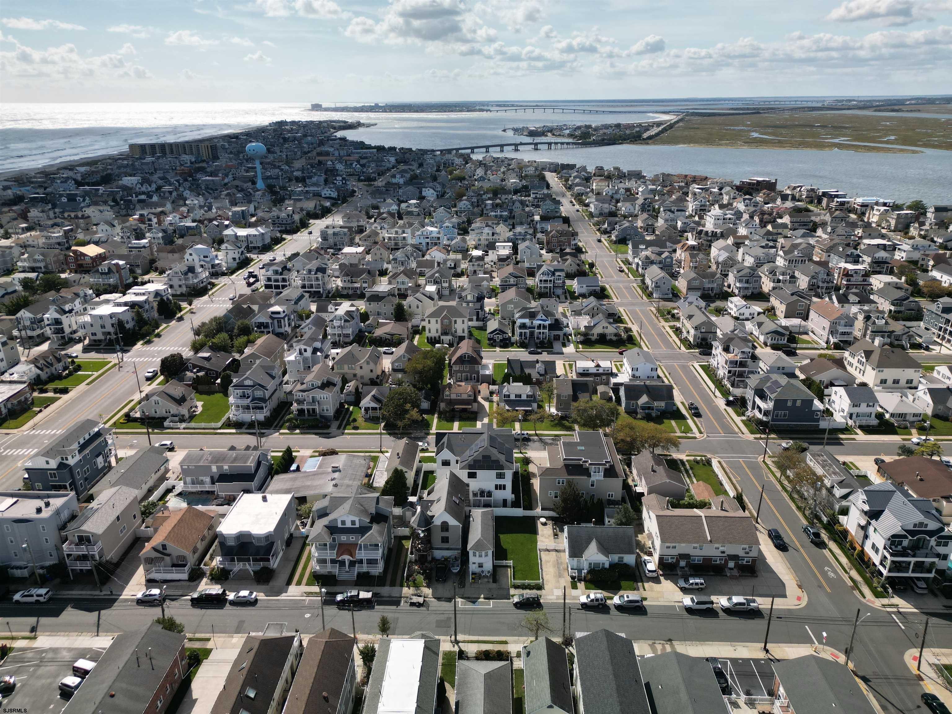 22 N Coolidge Avenue