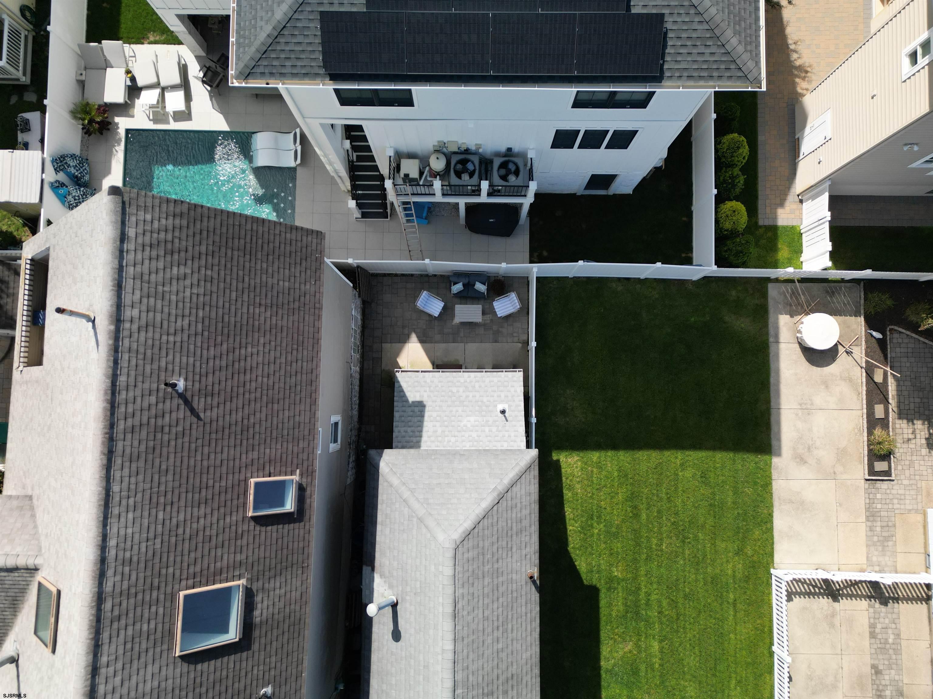 22 N Coolidge Avenue