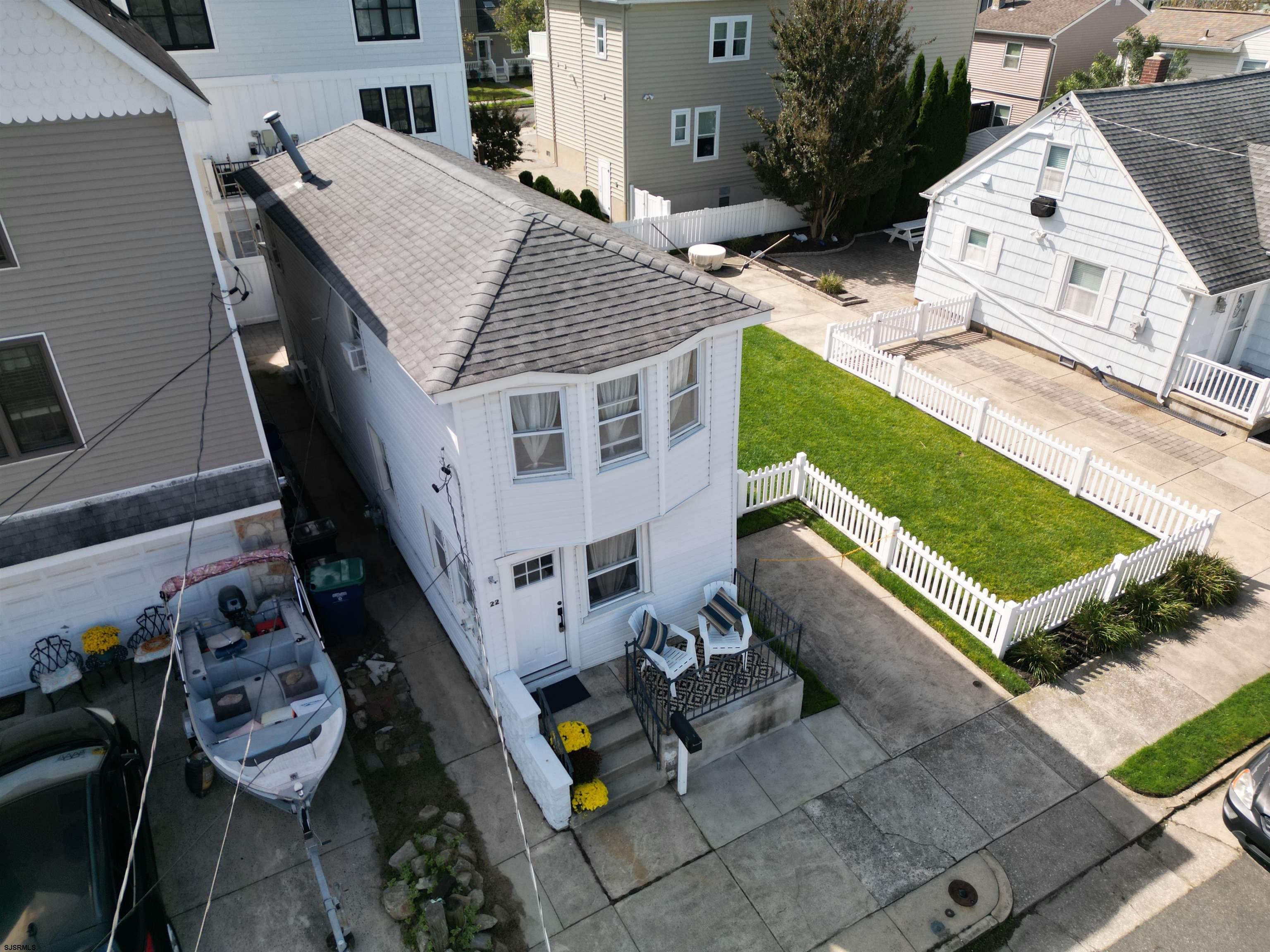 22 N Coolidge Avenue