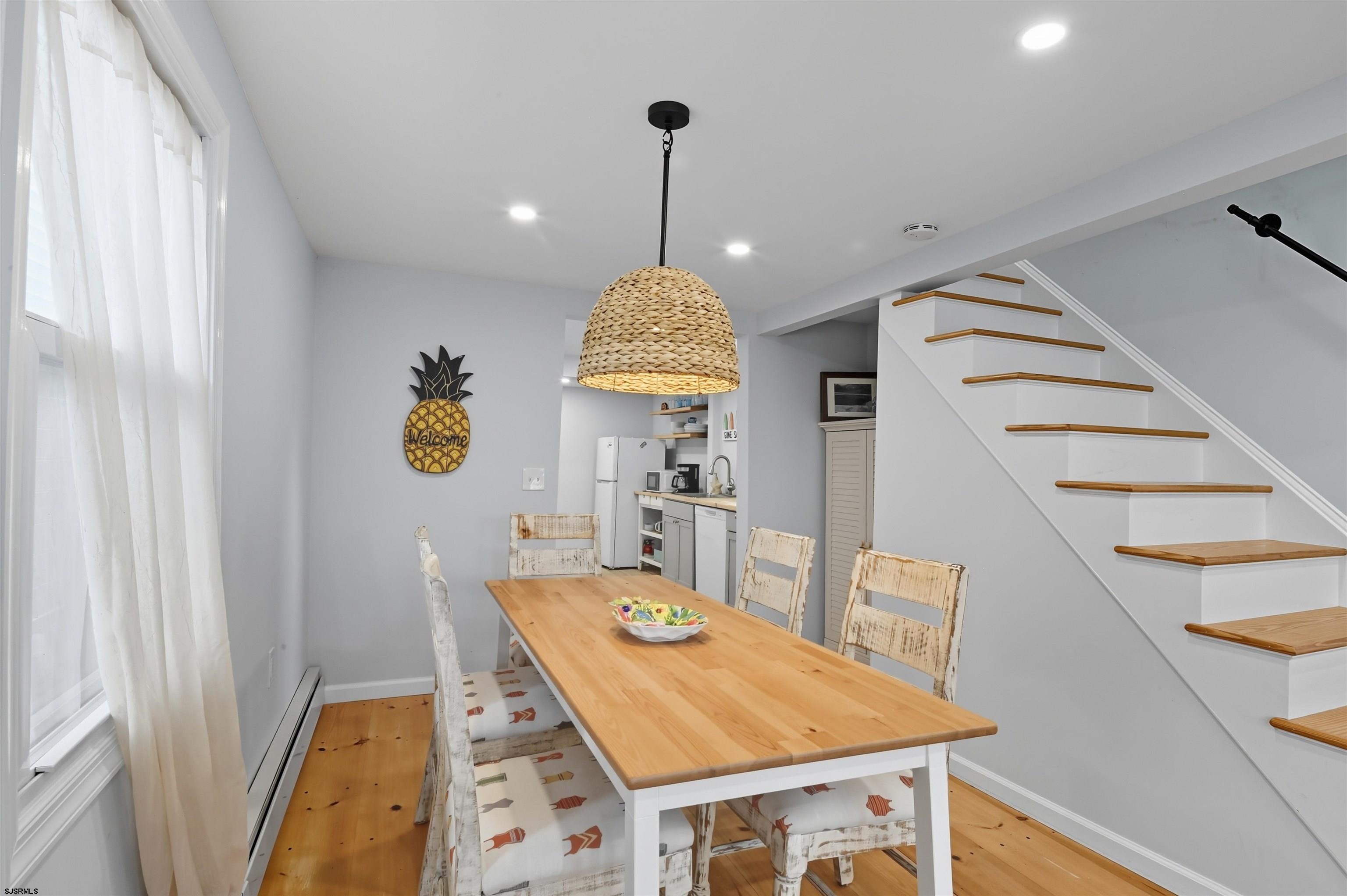 22 N Coolidge Avenue