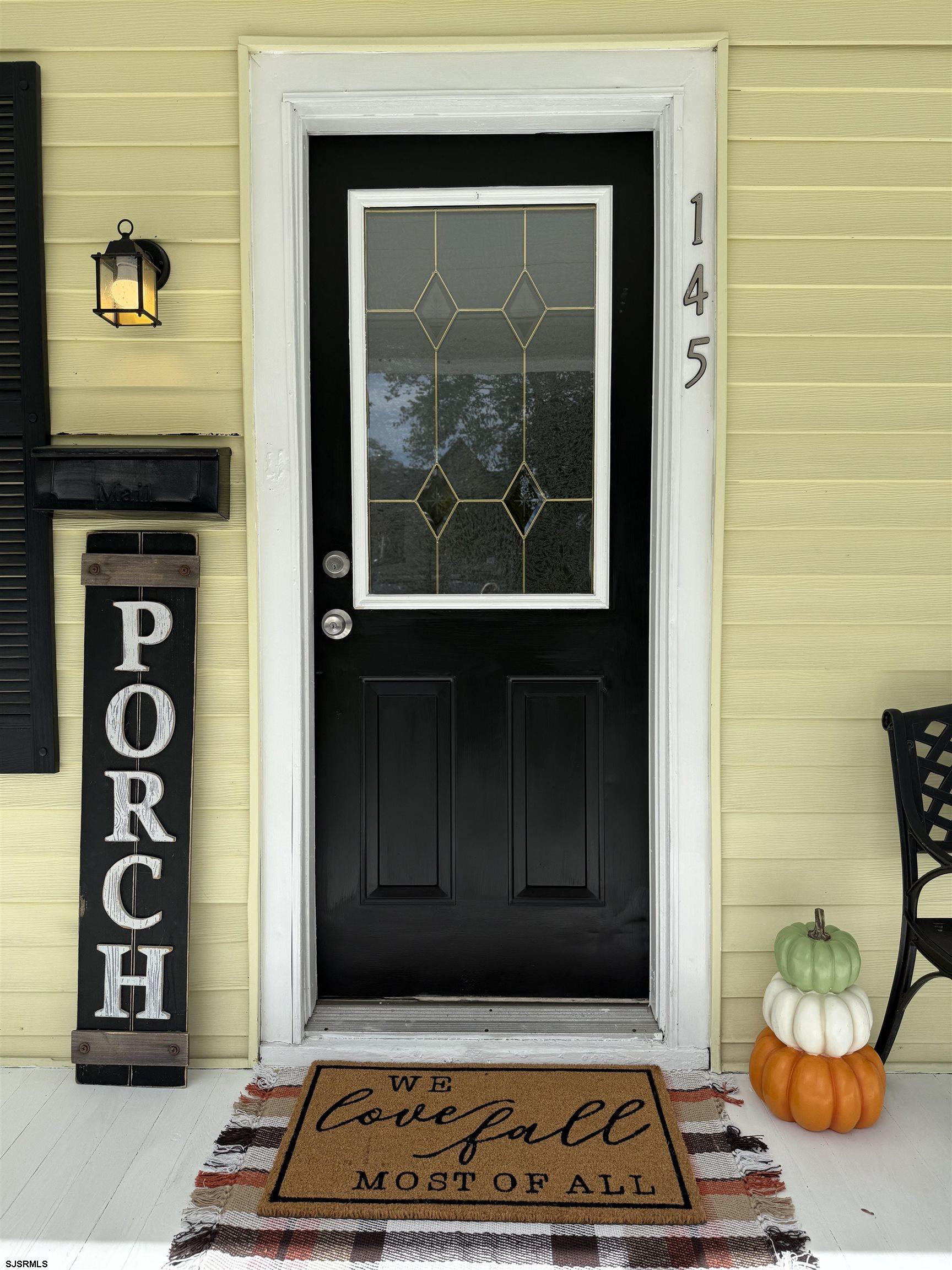 145 Washington - Picture 1