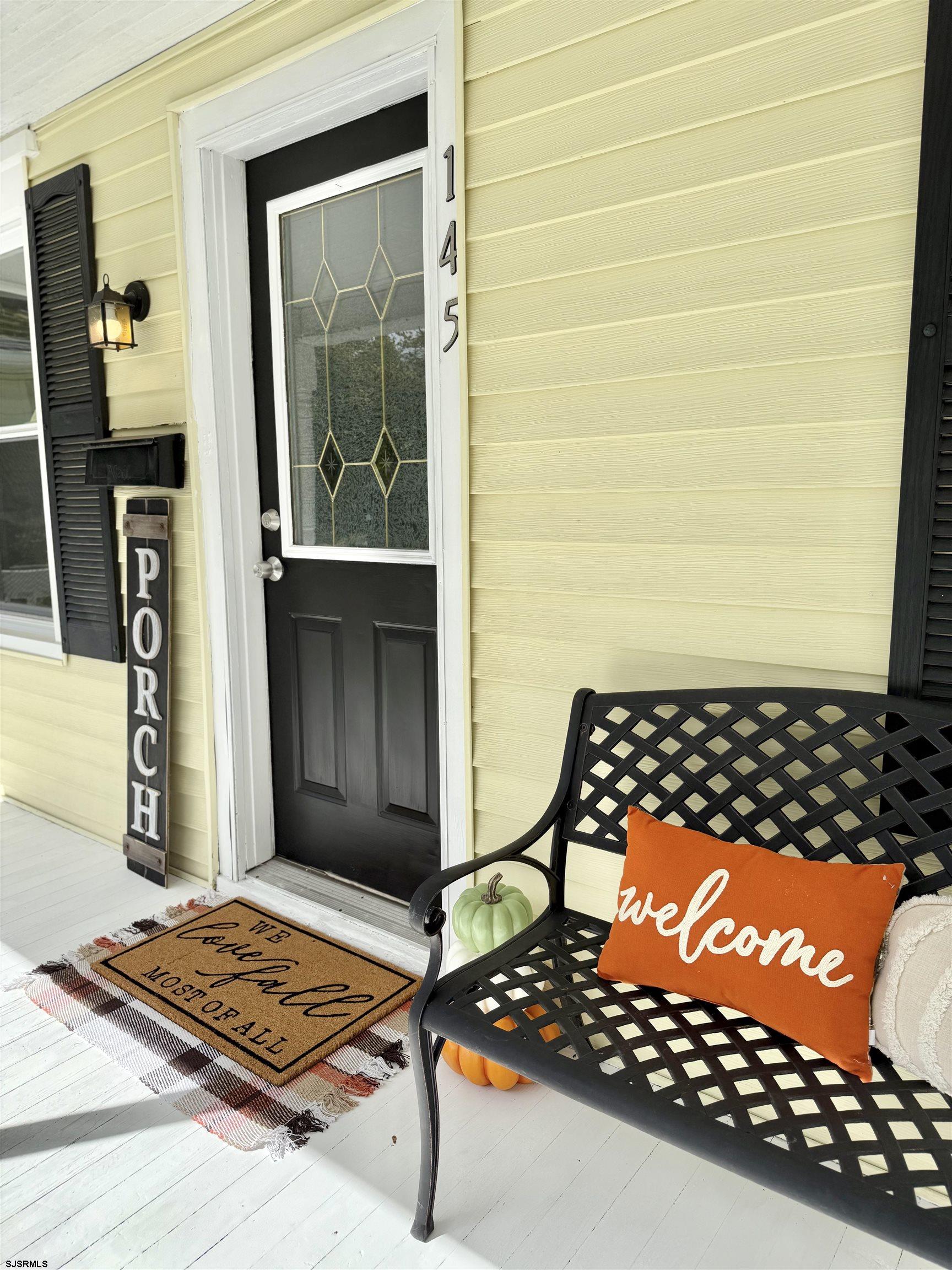 145 Washington - Picture 2