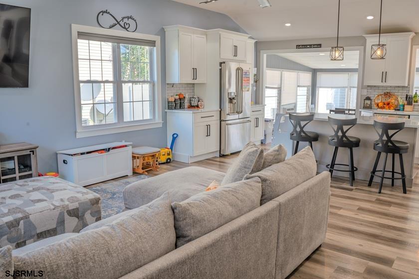 1417 Chestnut Avenue - Picture 4