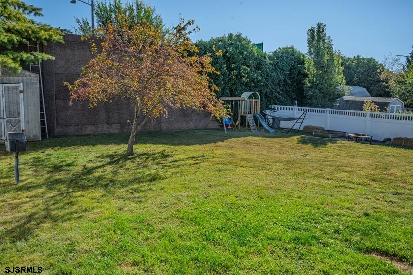 1417 Chestnut Avenue