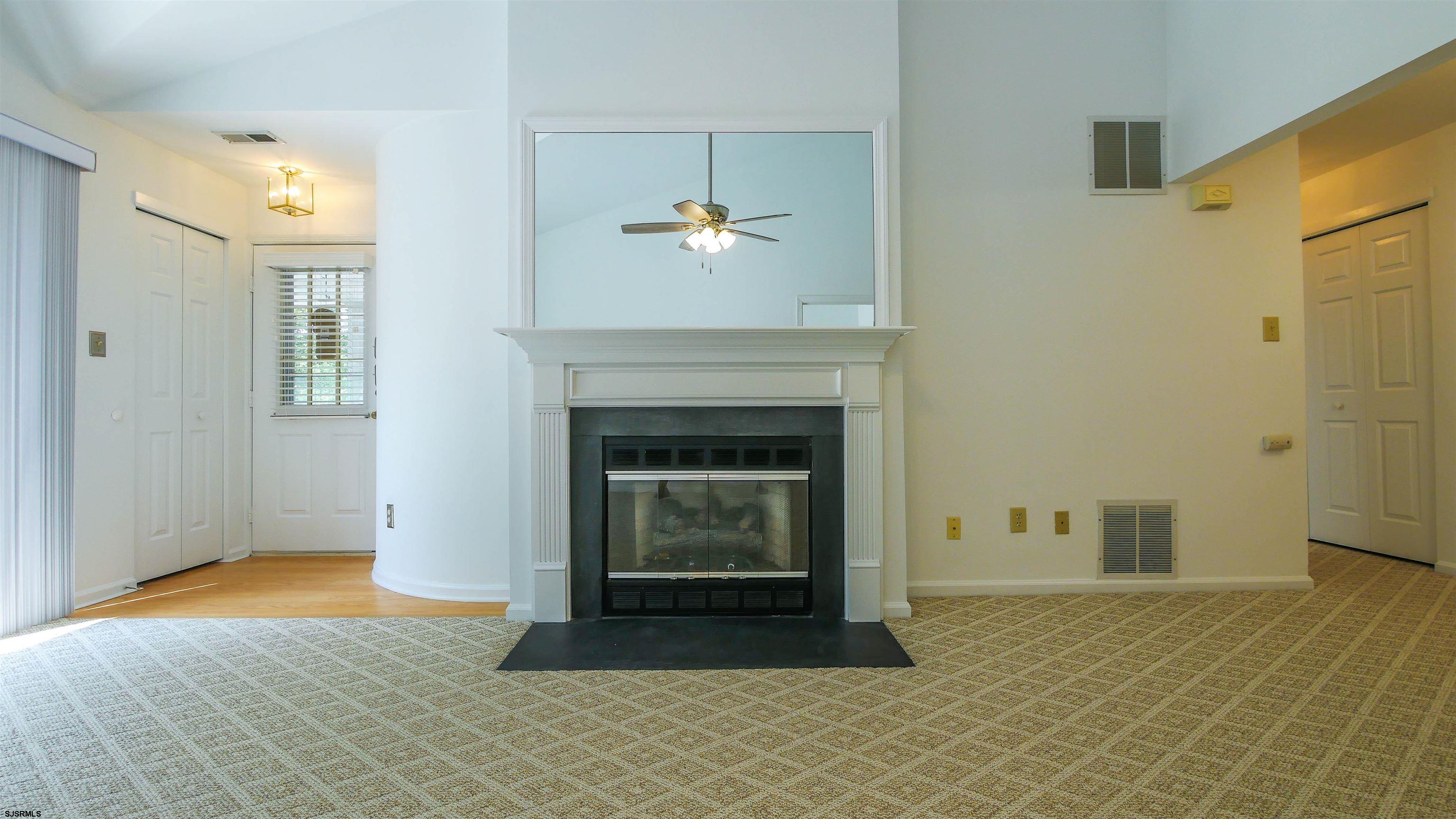 550 Central Avenue - Picture 4